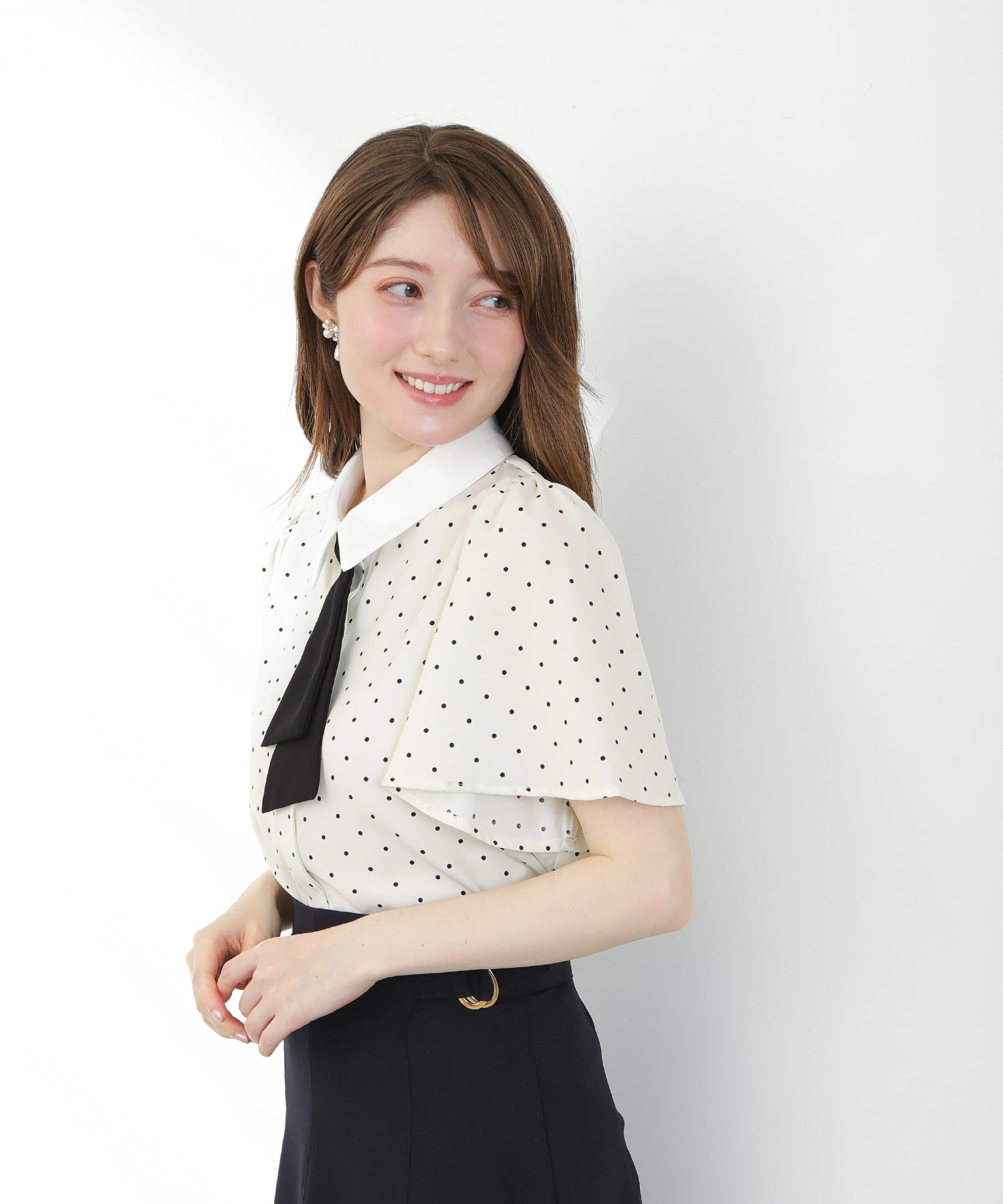 ホワイト×ブラック(ドット)　model:163　着用サイズ：M