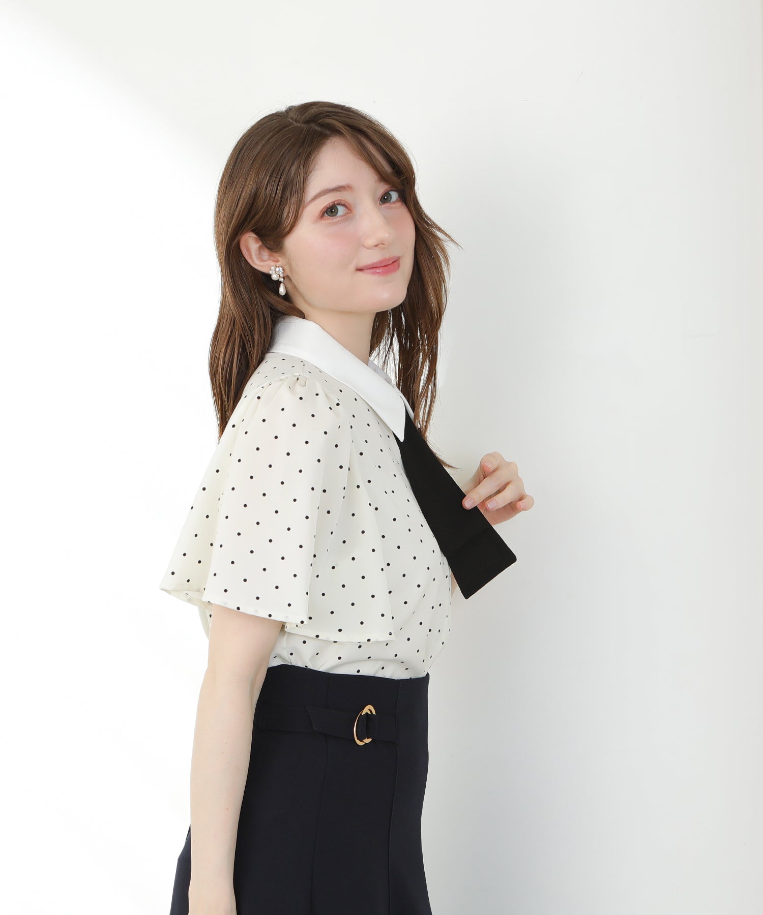 ホワイト×ブラック(ドット)　model:163　着用サイズ：M