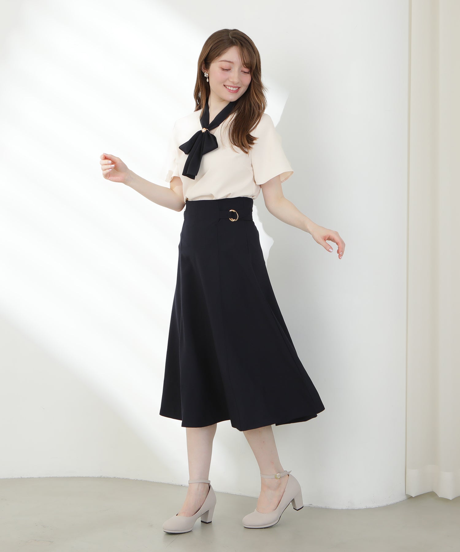 ベージュ　model：163　着用サイズ：M
