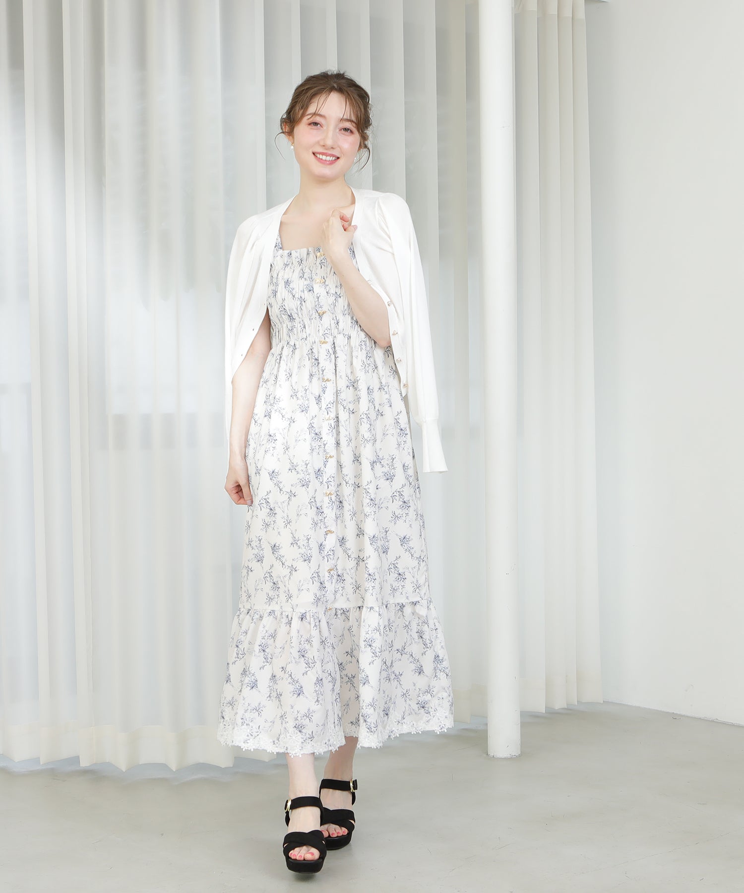 ホワイト　model：163　着用サイズ：M