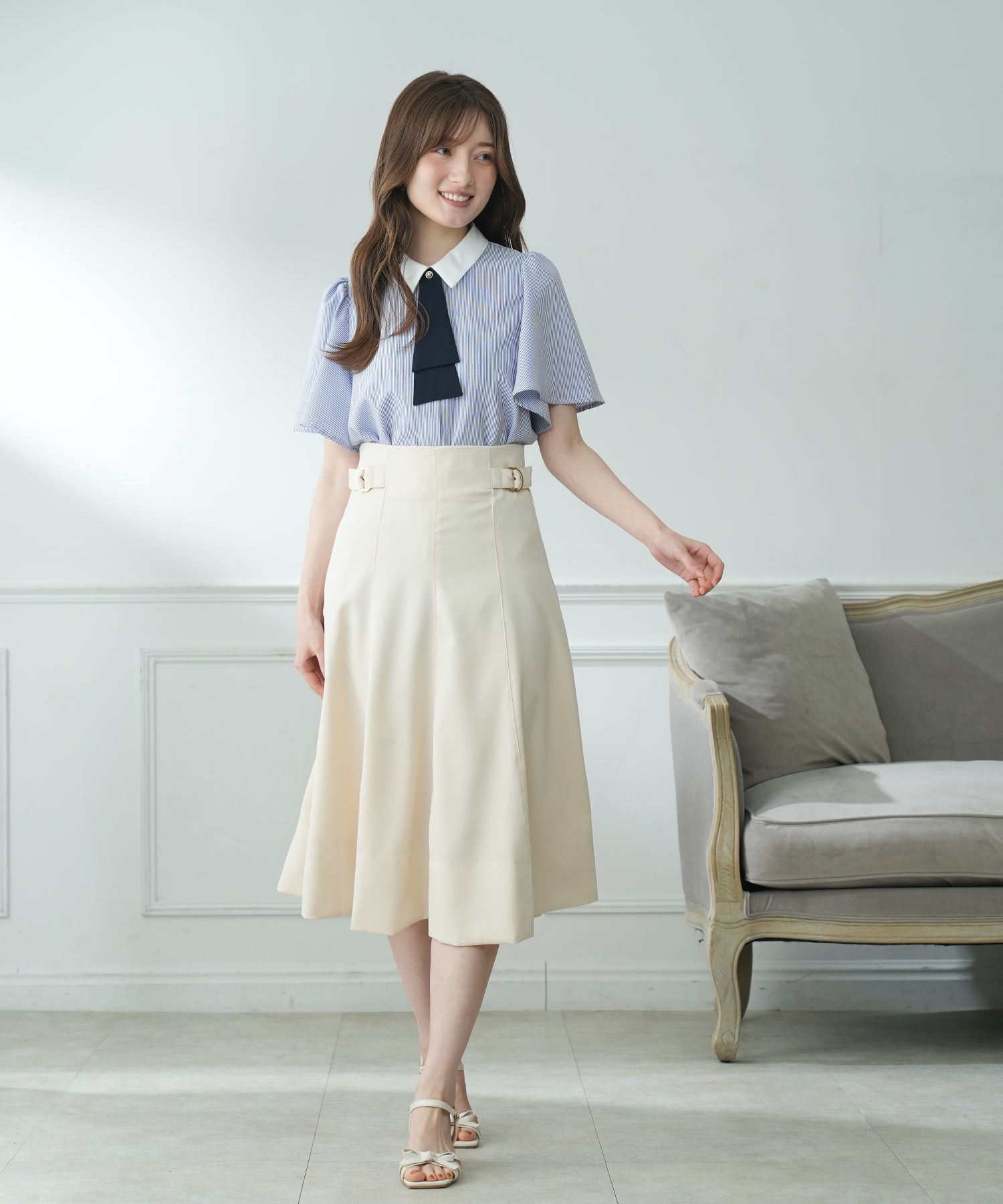ベージュ　model：163　着用サイズ：M