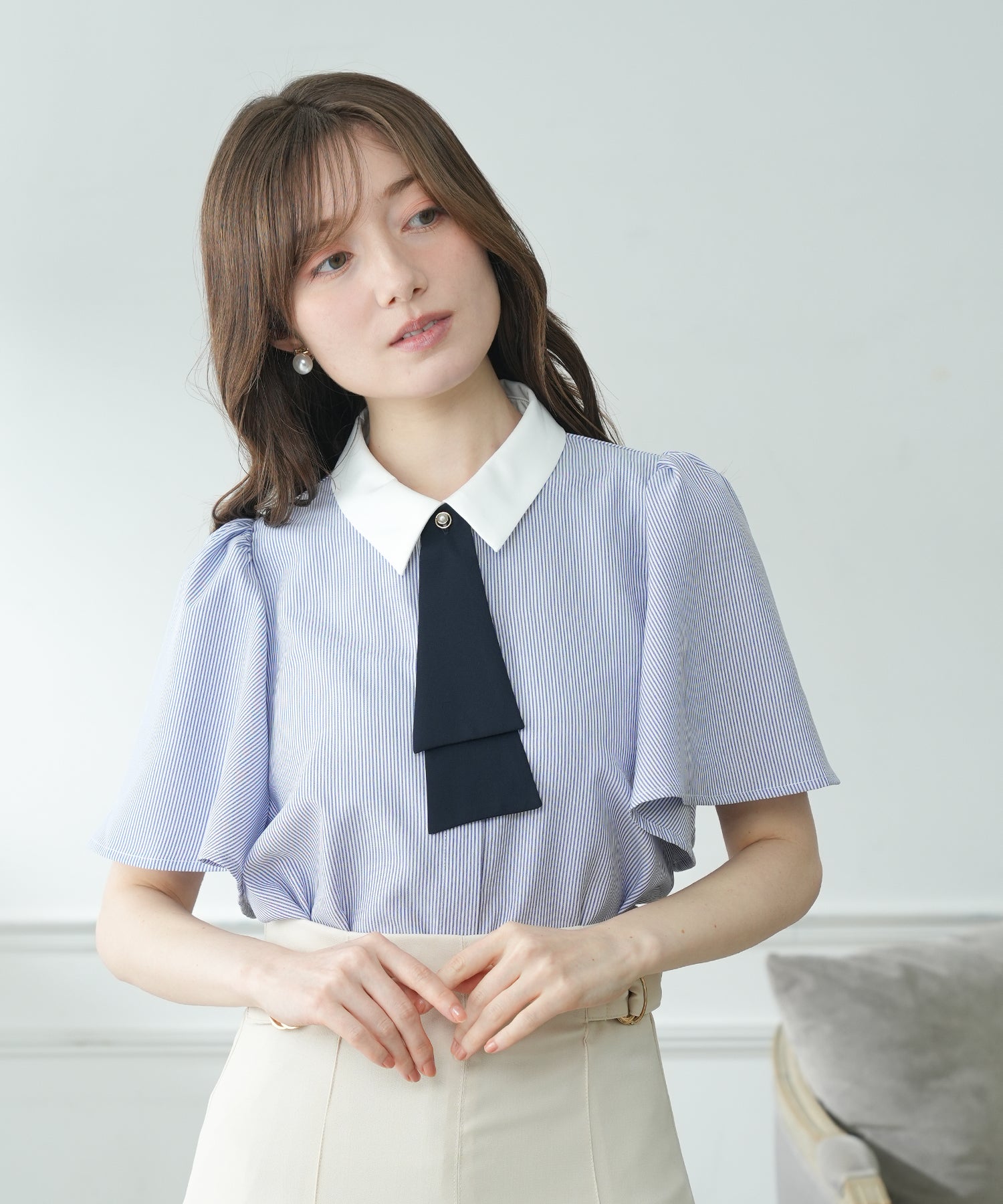 ホワイト×ブルー(ストライプ)　model:163　着用サイズ：M
