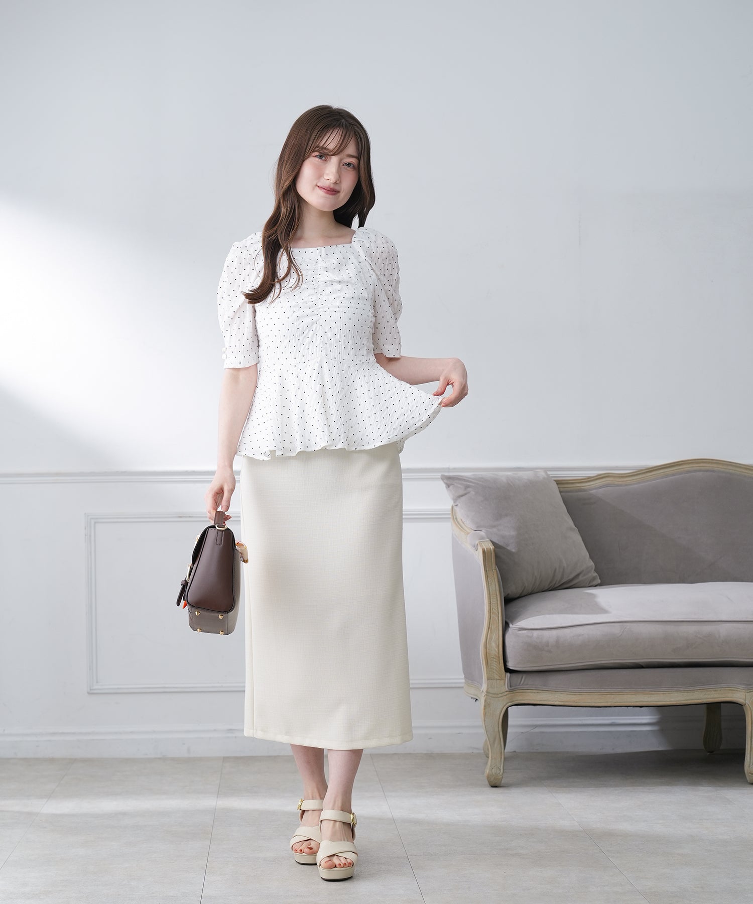 ホワイト　model：163　着用サイズ：M