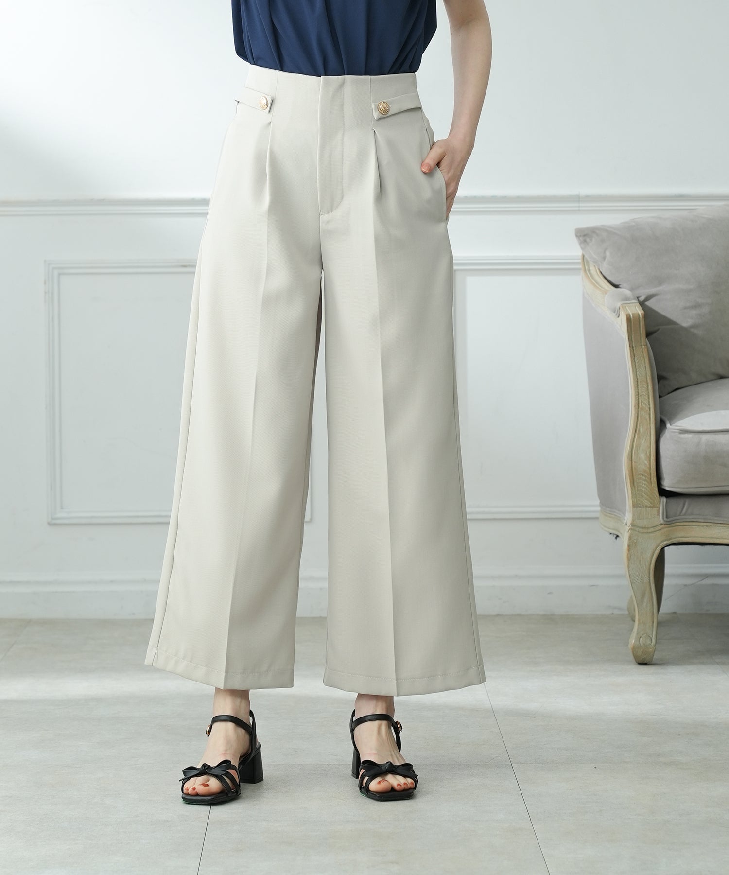 ベージュ　model：163　着用サイズ：M