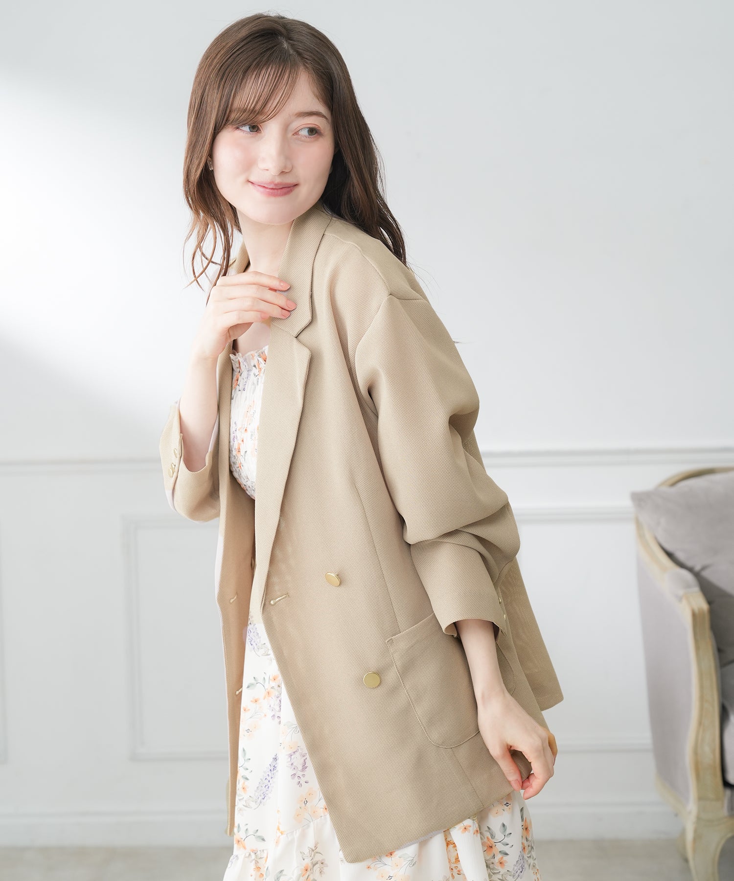 ベージュ　model：163　着用サイズ：M