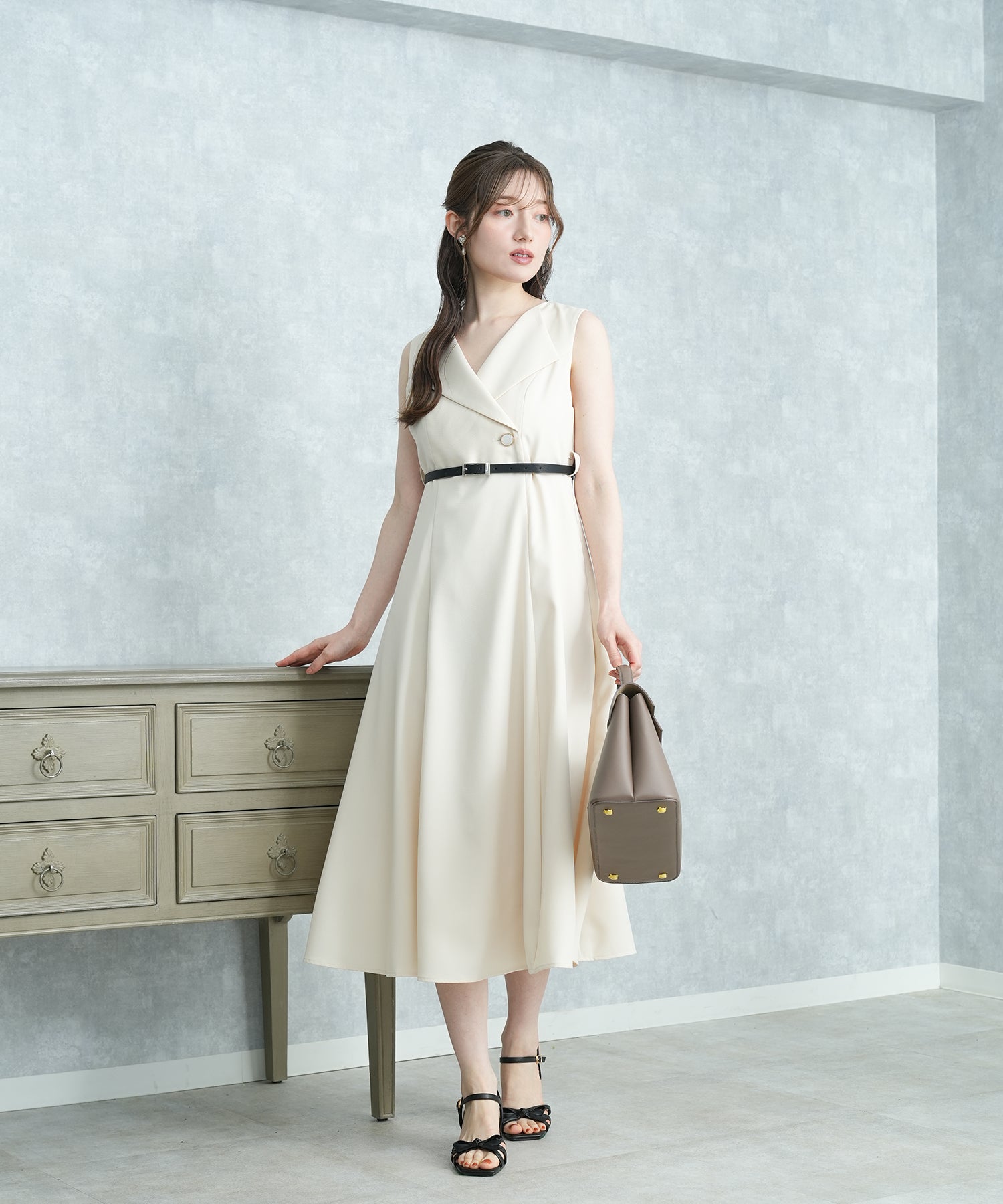 ベージュ　model:163　着用サイズ：M