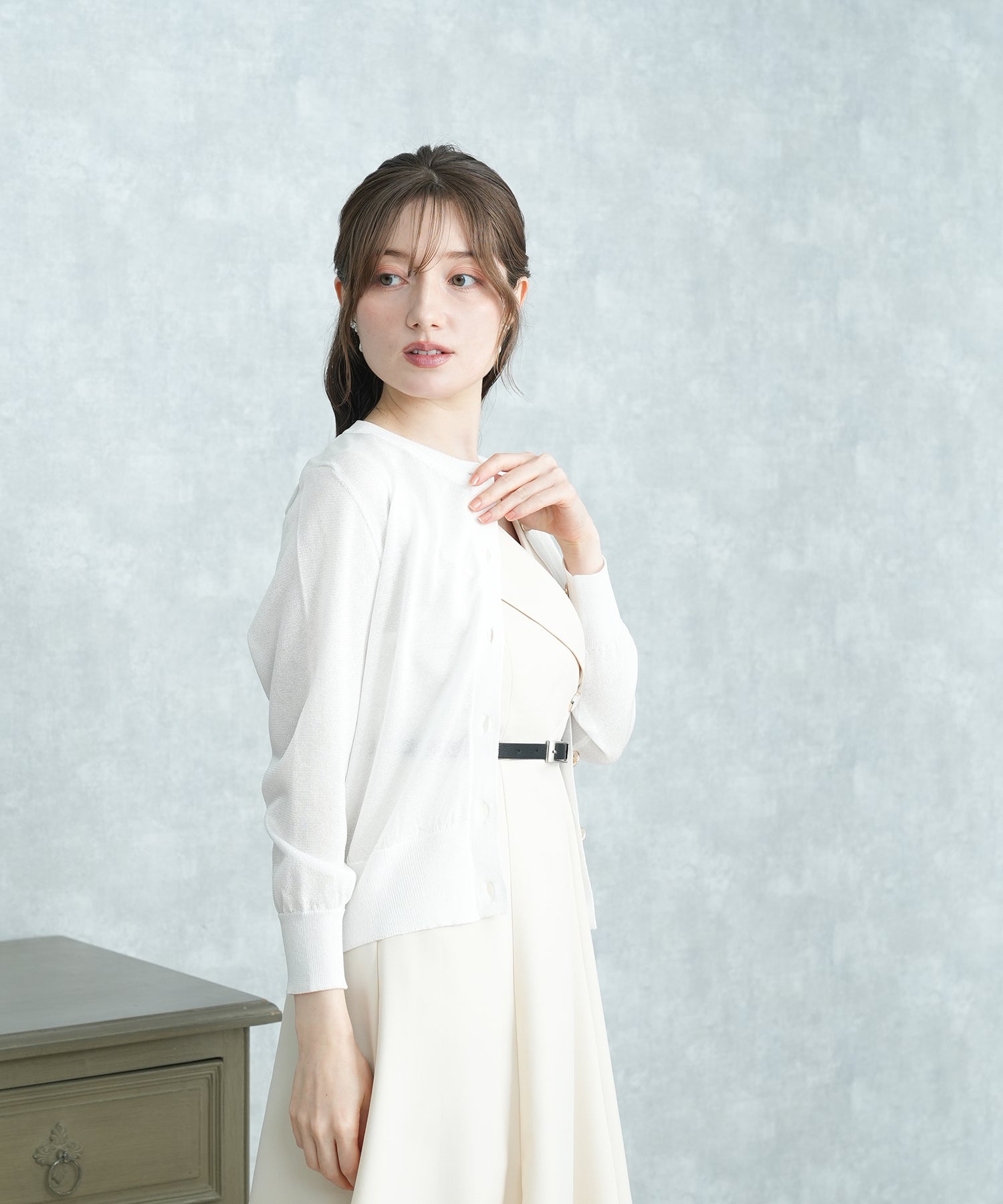 ホワイト　MODEL：163　着用サイズ：M