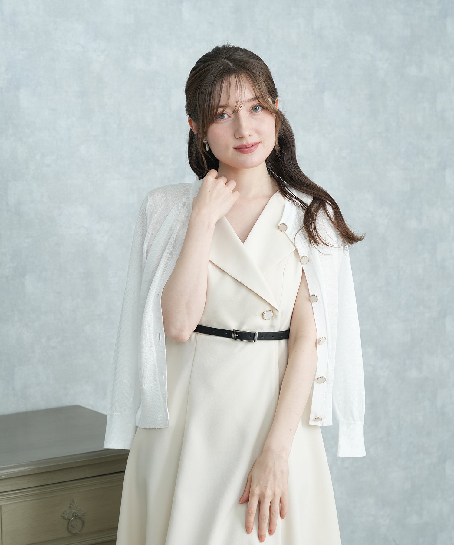 ホワイト　MODEL：163　着用サイズ：M