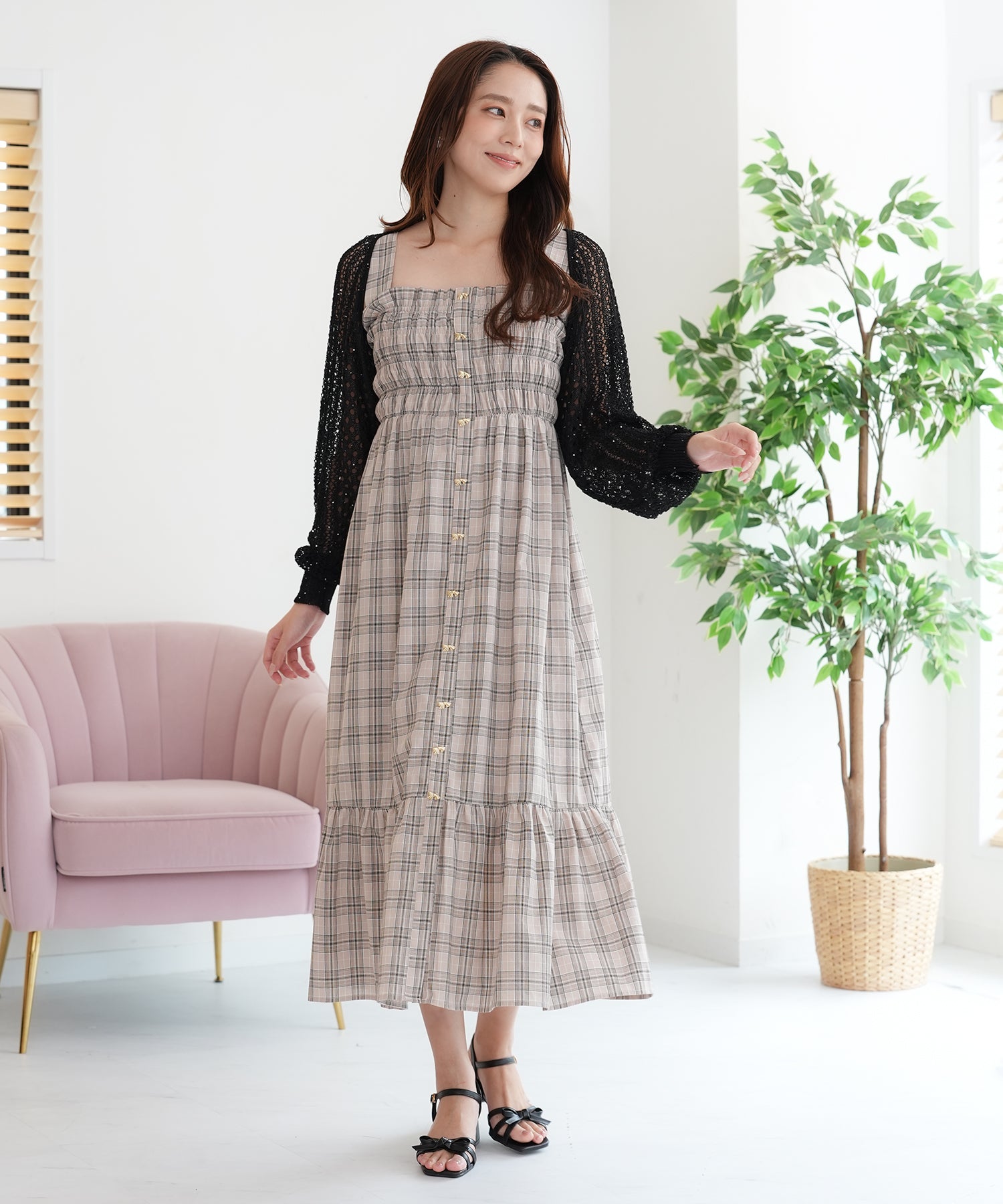 ベージュ　model：165　着用サイズ：M