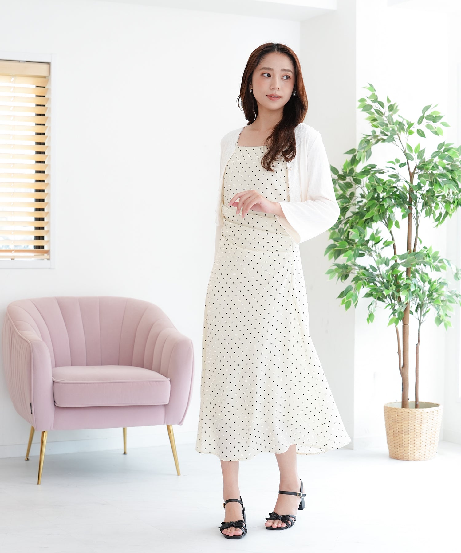 ホワイト　model：165　着用サイズ：M