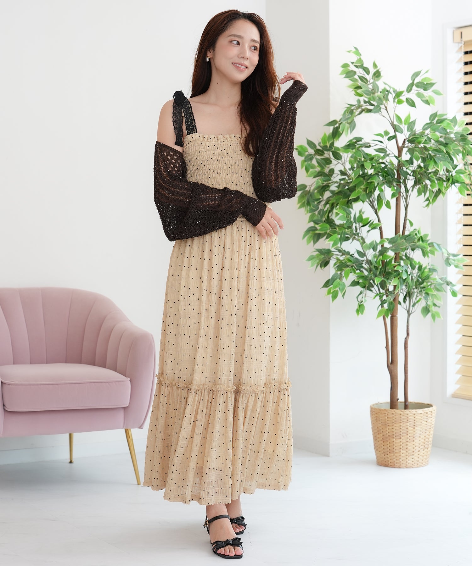 ベージュ　model：165　着用サイズ：M