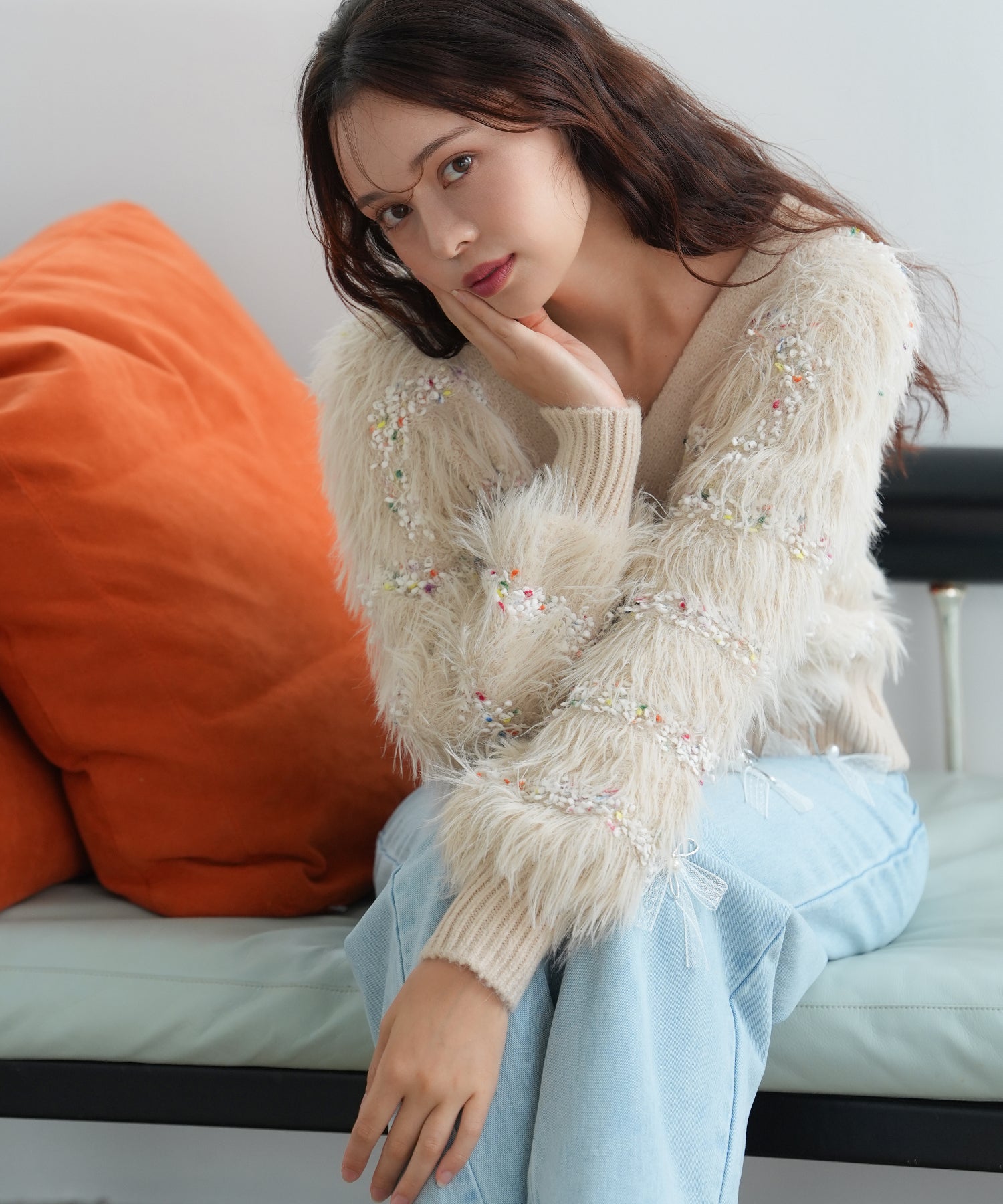 NEW】(先行入荷)ラメボーダーフェザーVネックカーディガン