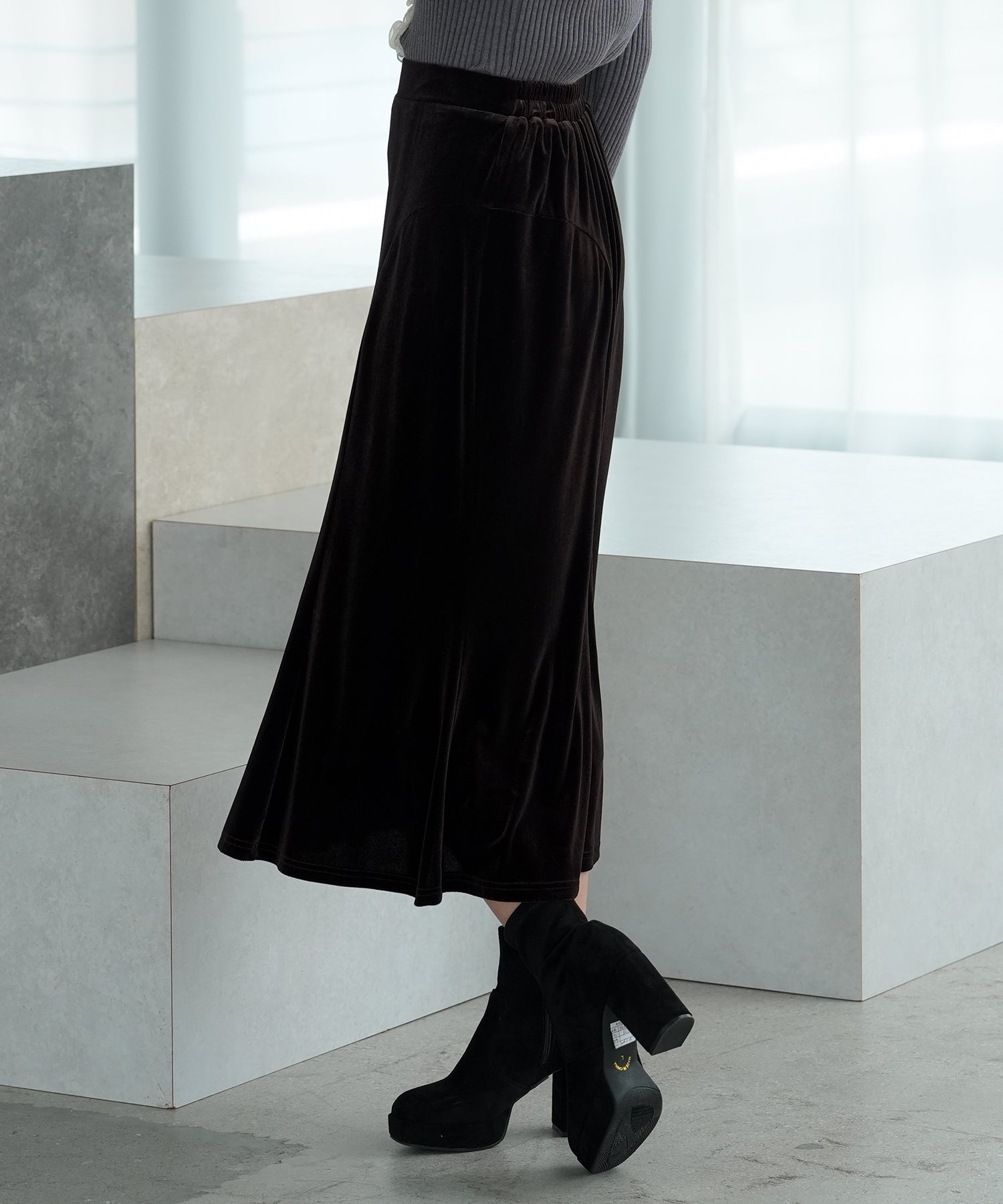 ブラウン　model：171　着用サイズ：Ｍ