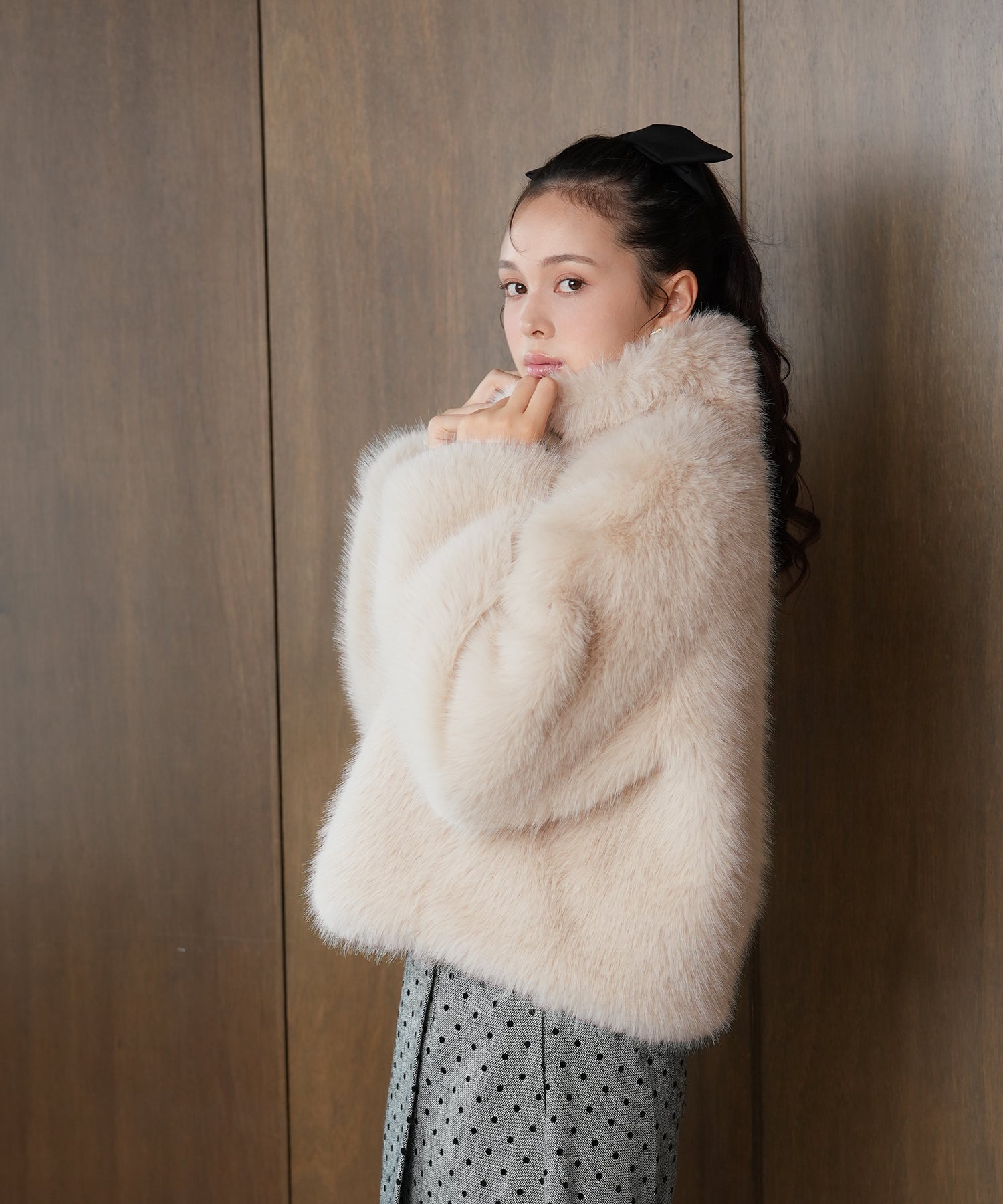 ベージュ フォックスファーロングスタイル NEW】(先行入荷)フェイクフォックスファー ジップブルゾン