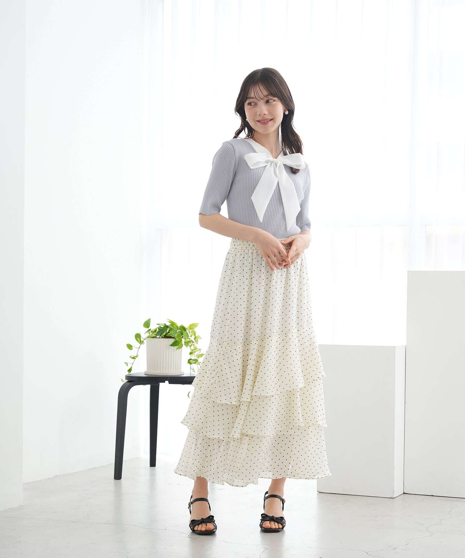 ライトグレー　model：158　着用サイズ：M