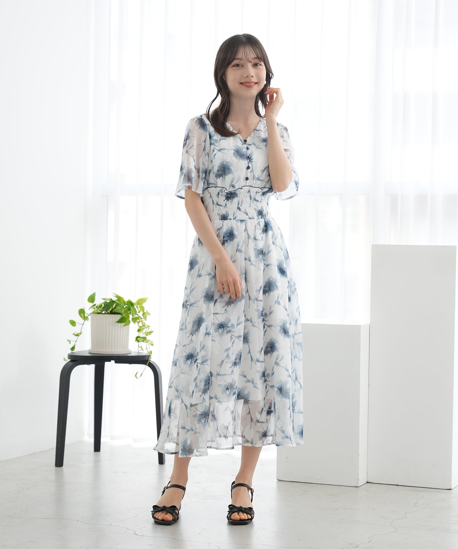 ブルー　model：158　着用サイズ：M