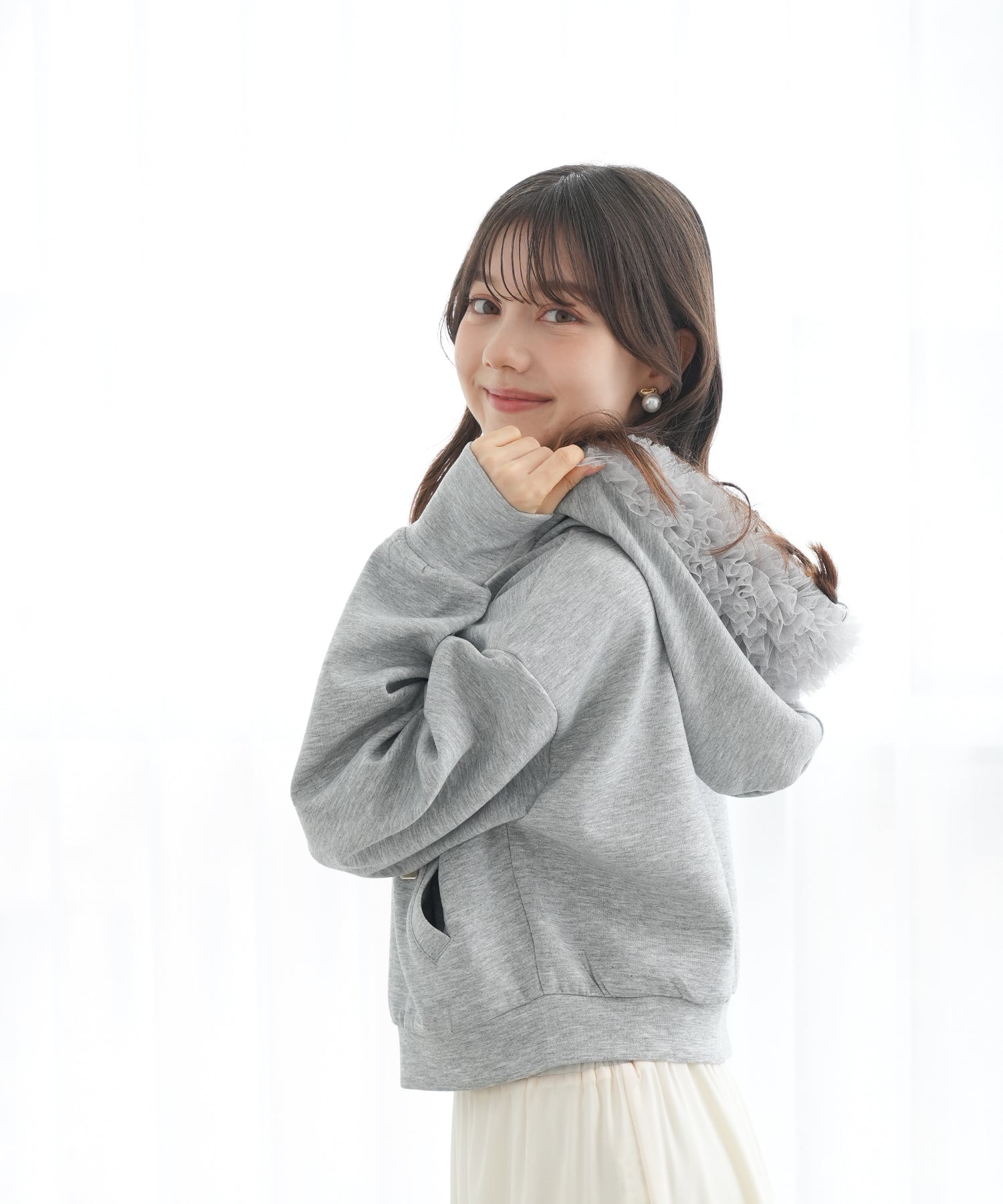 ライトグレー　model：158　着用サイズ：M
