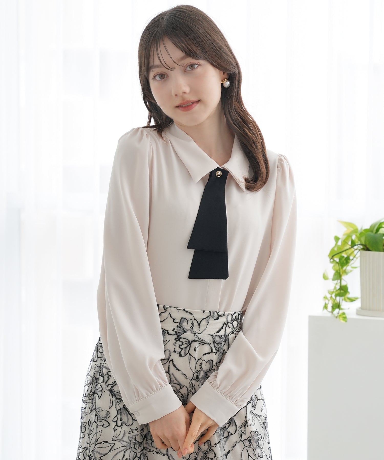 ピンクベージュ　model：158　着用サイズ：M