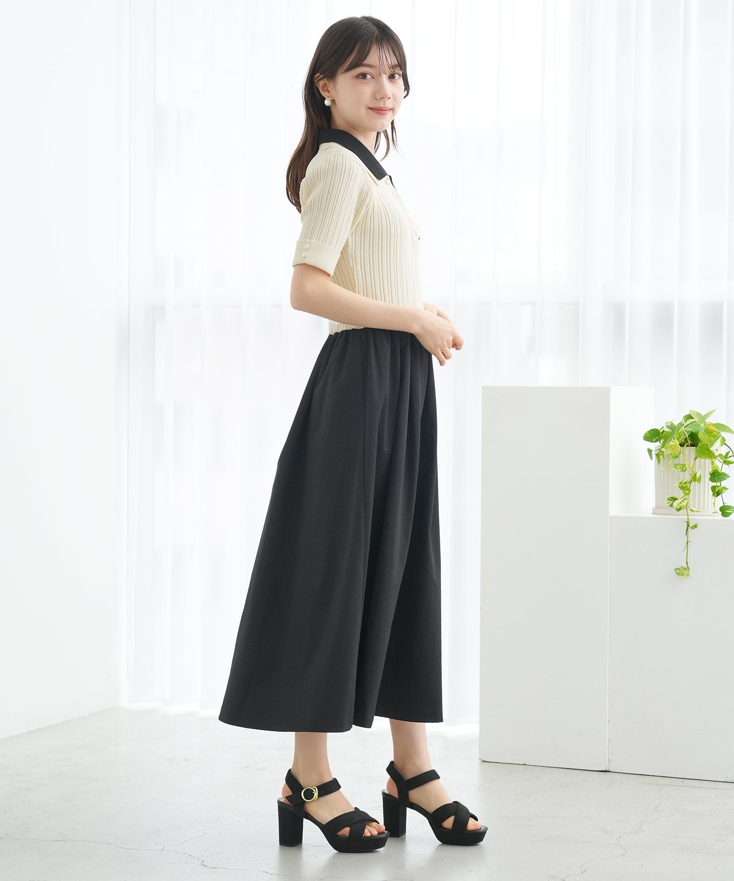 アイボリー×ブラック　model:158cm  着用サイズ：M