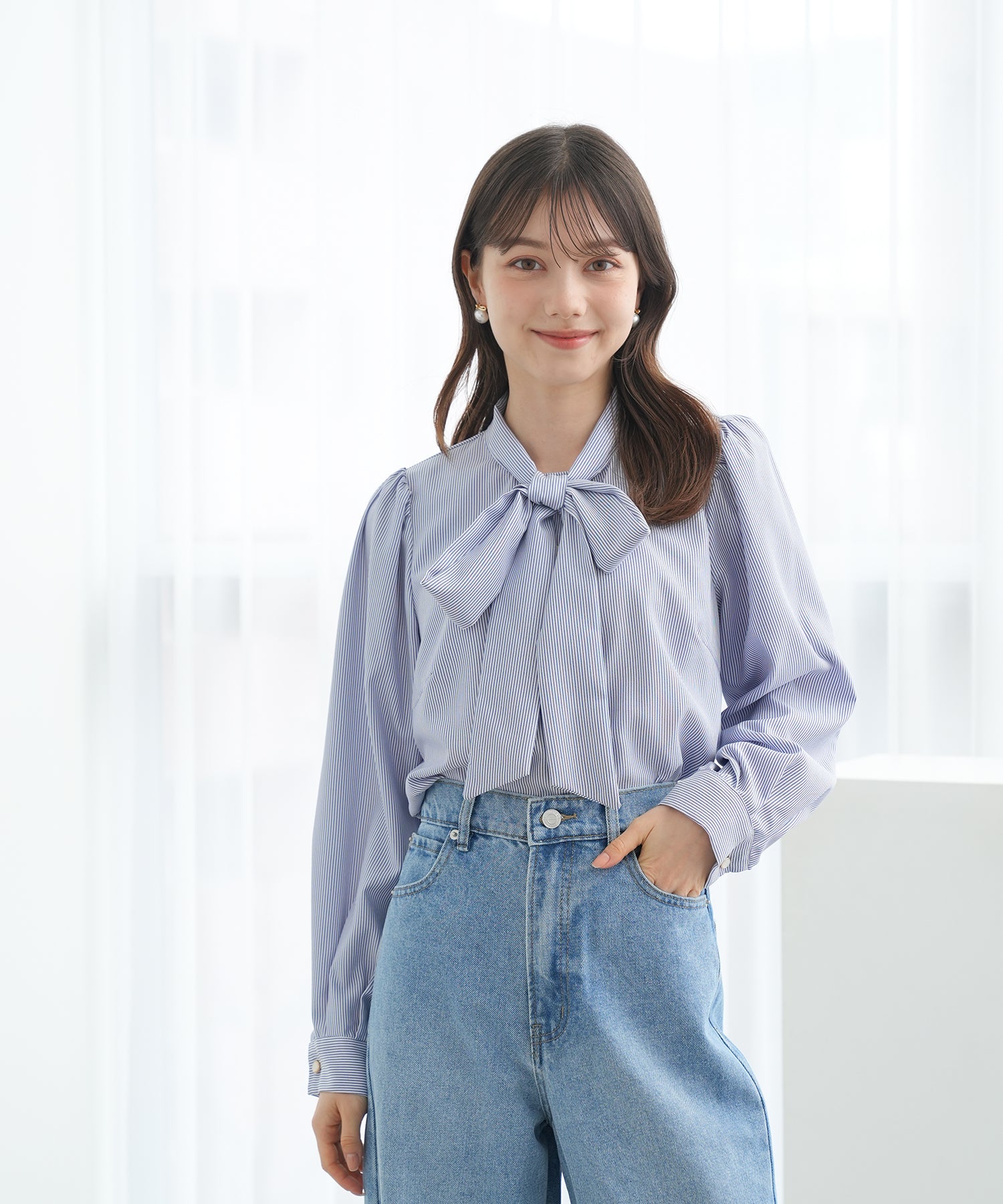 ホワイト×ブルー　model：158　着用サイズ：M