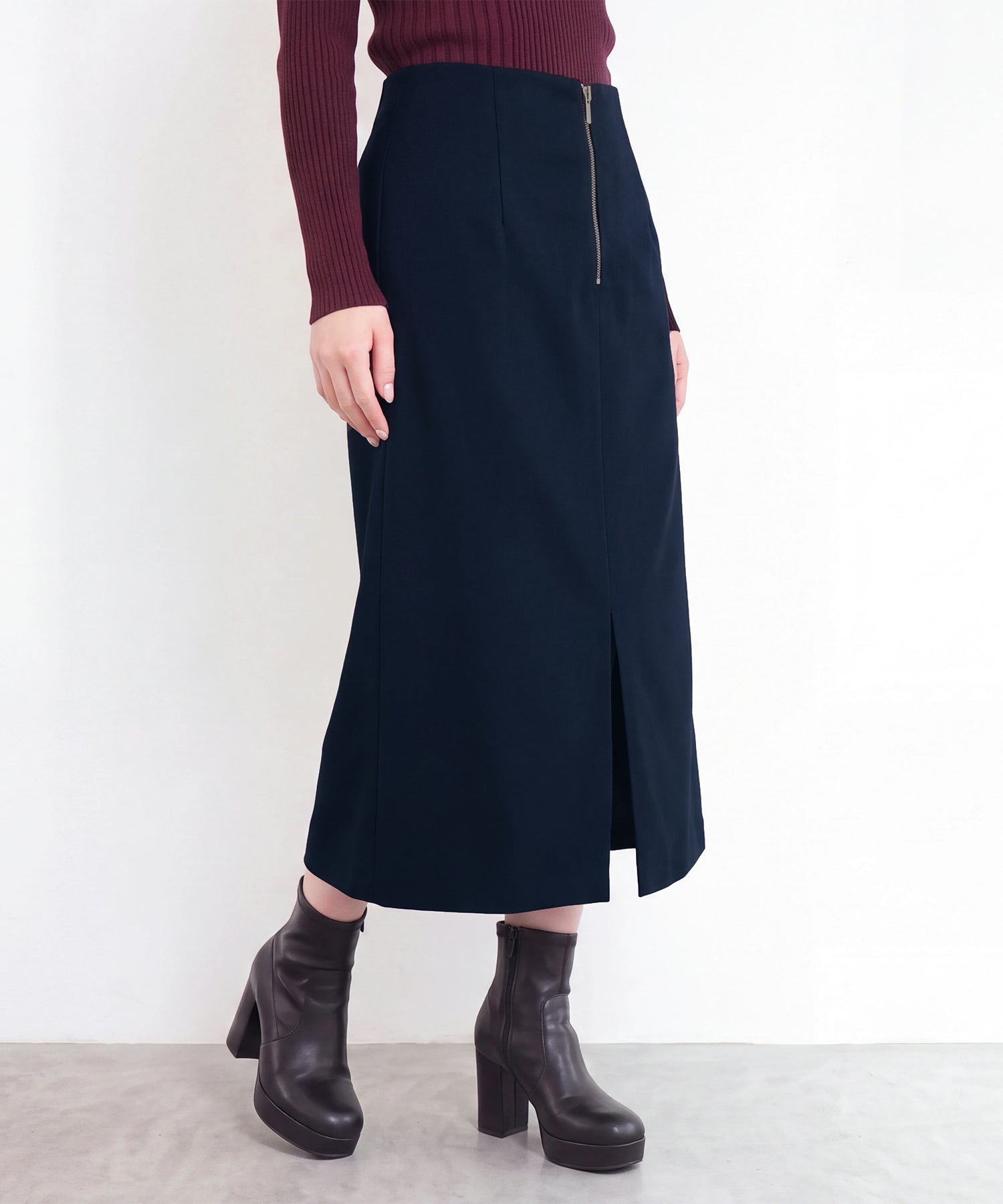 NEW】(先行入荷)フロントジップタイトスカート