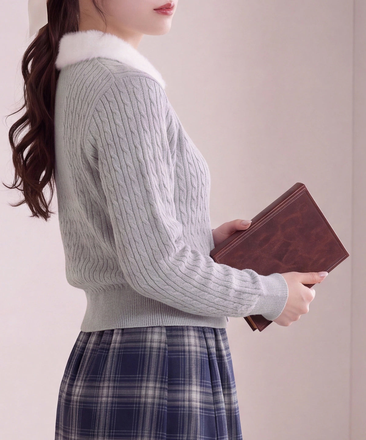 ライトグレー(AI画像) model：160cm　着用サイズ：M