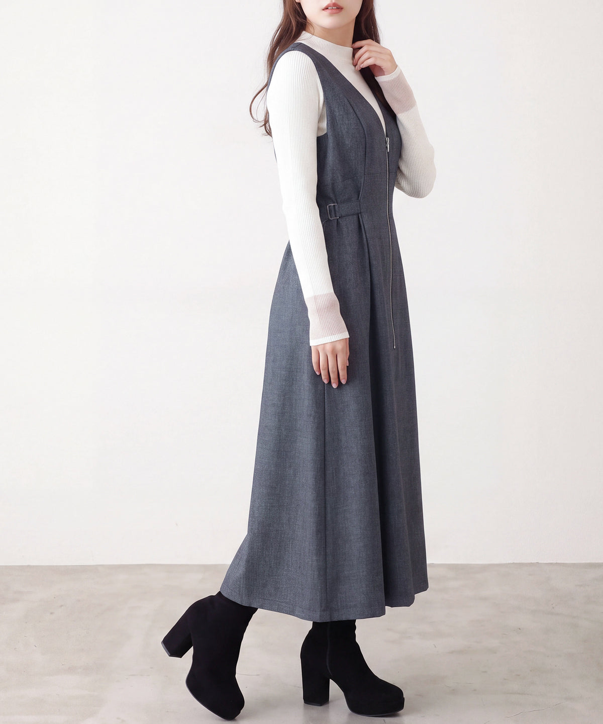 ブラック(AI画像)　model：160　着用サイズ：M