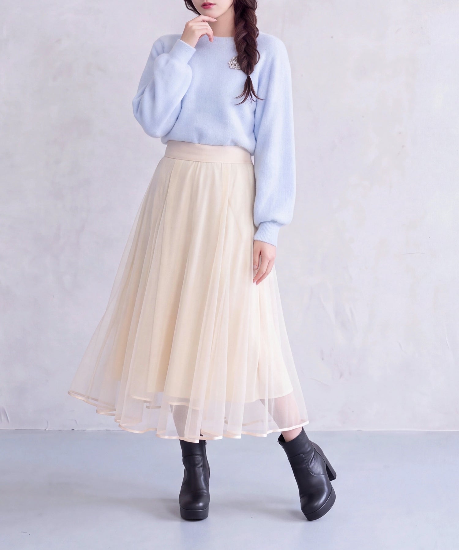 アイボリー(AI画像)model：160ｃｍ　着用サイズ：Ｍ