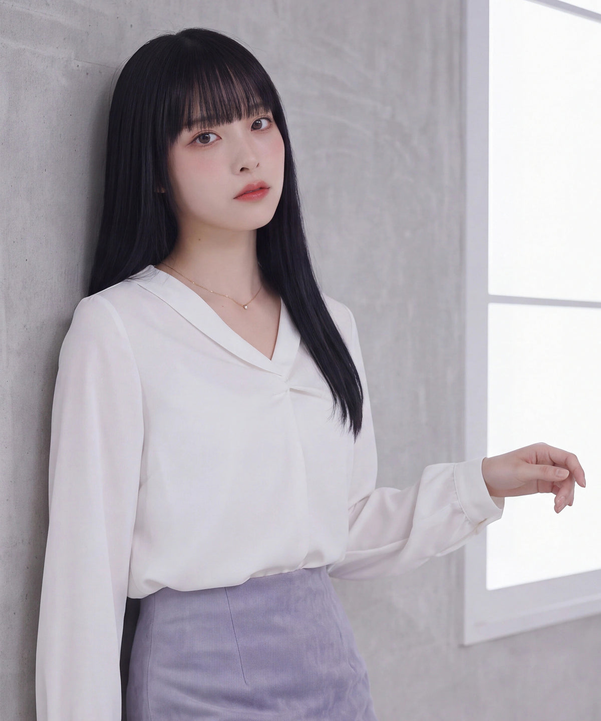 ホワイト  (AI画像)model：160cm　着用サイズ：M
