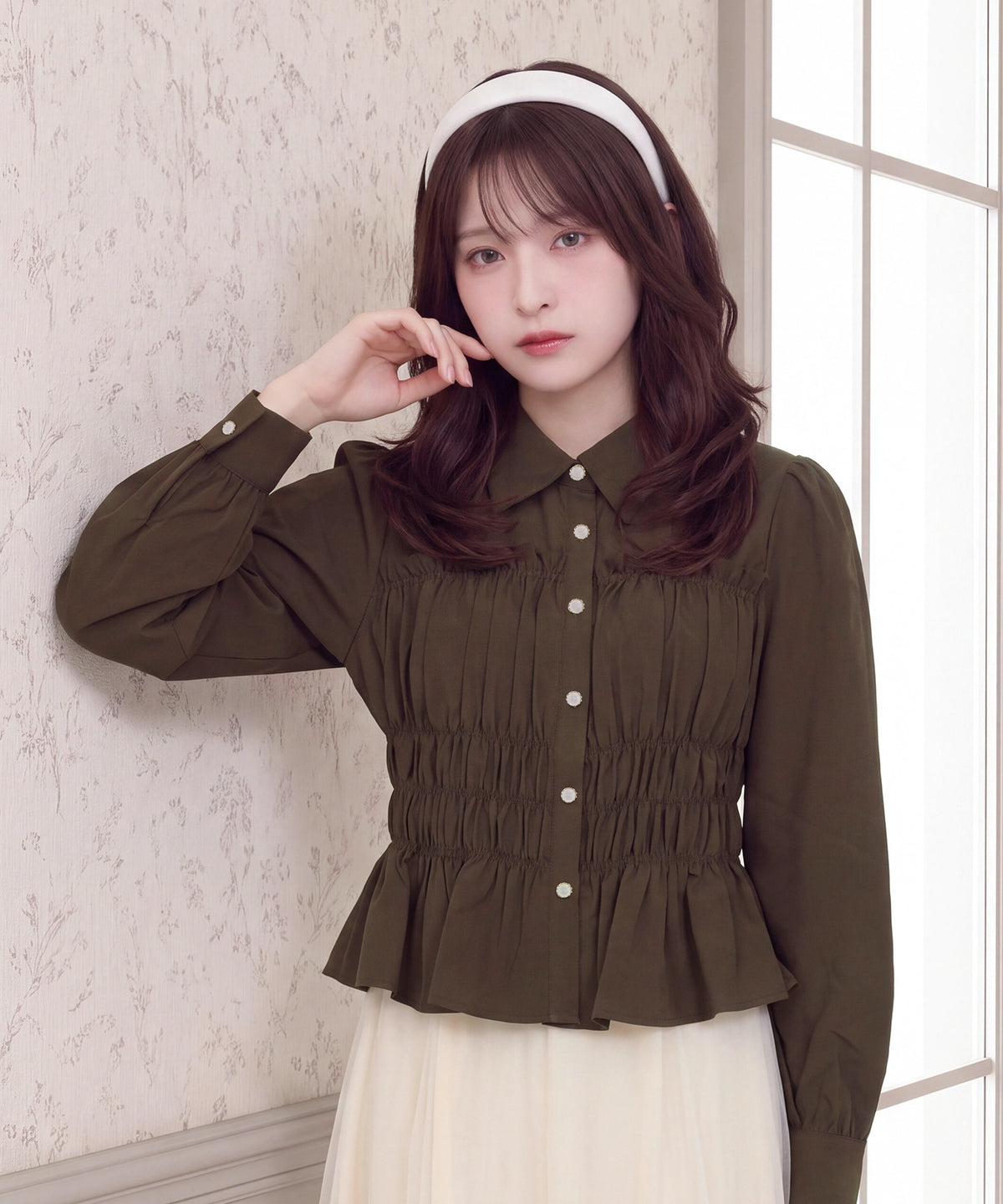 ブラウン model：160cm　着用サイズ：M (AI画像)