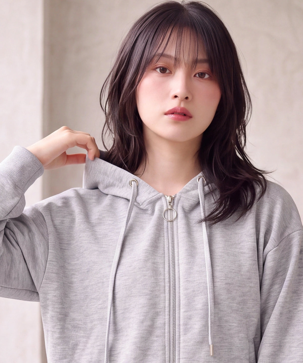 ライトグレー(AI画像) model:160cm 着用サイズ: M
