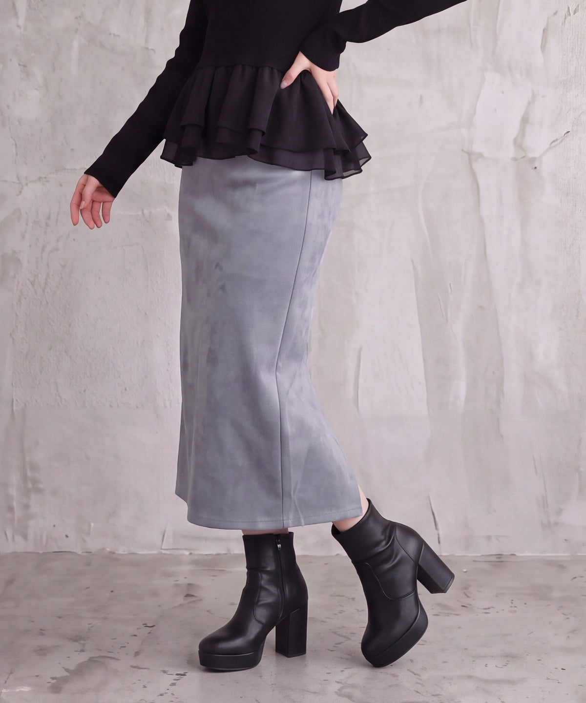 ダスティーブルー(AI画像)　model：160cm　着用サイズ：M