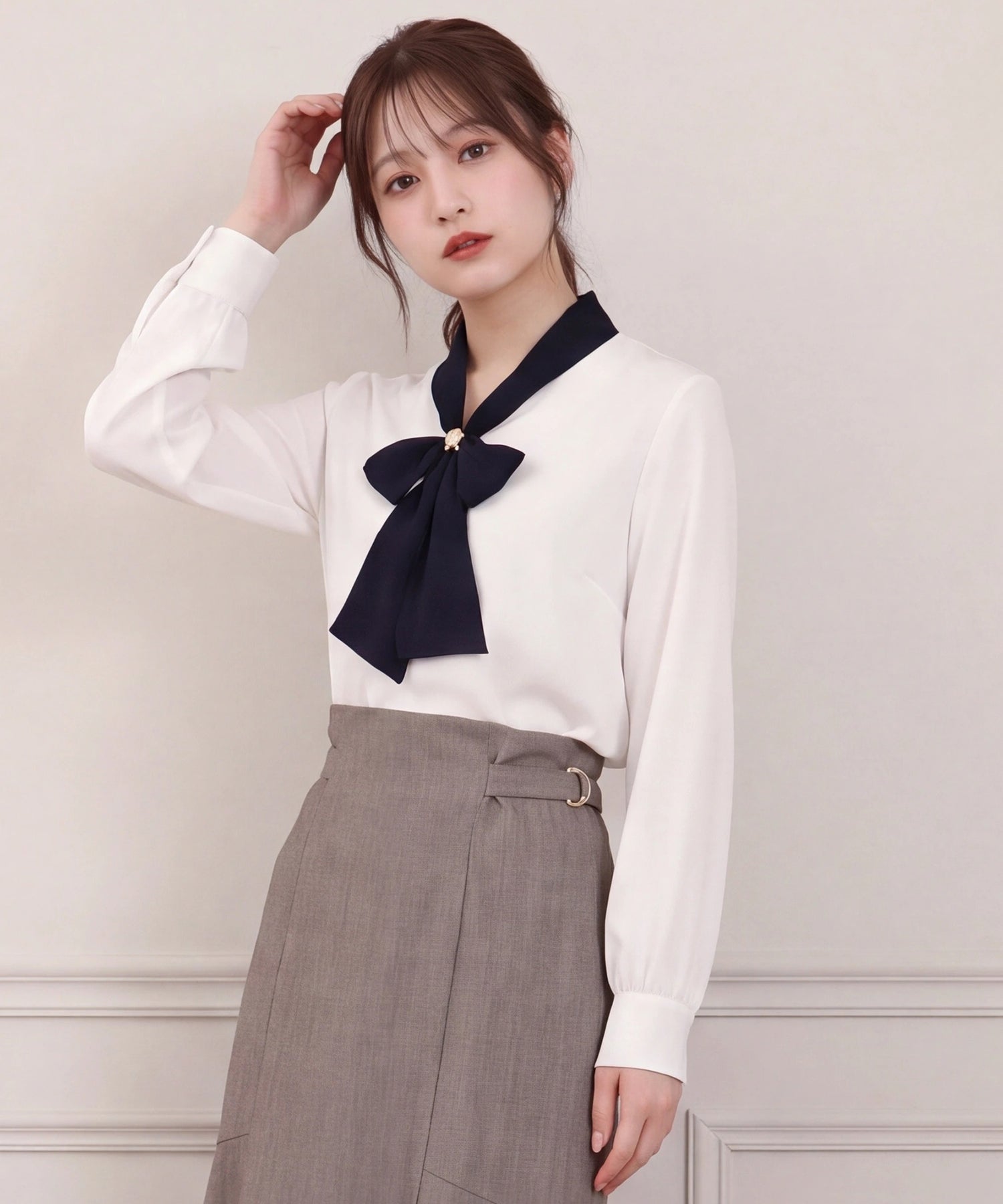 ベージュ(AI画像)　model：160㎝　着用サイズ：M