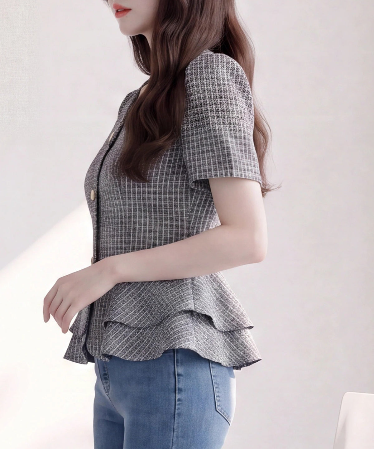 ブラック　model：160　着用サイズ：M　(AIモデル)