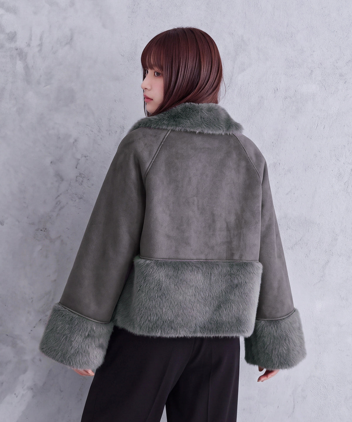 チャコール(AI画像) model：160cm 着用サイズ：M