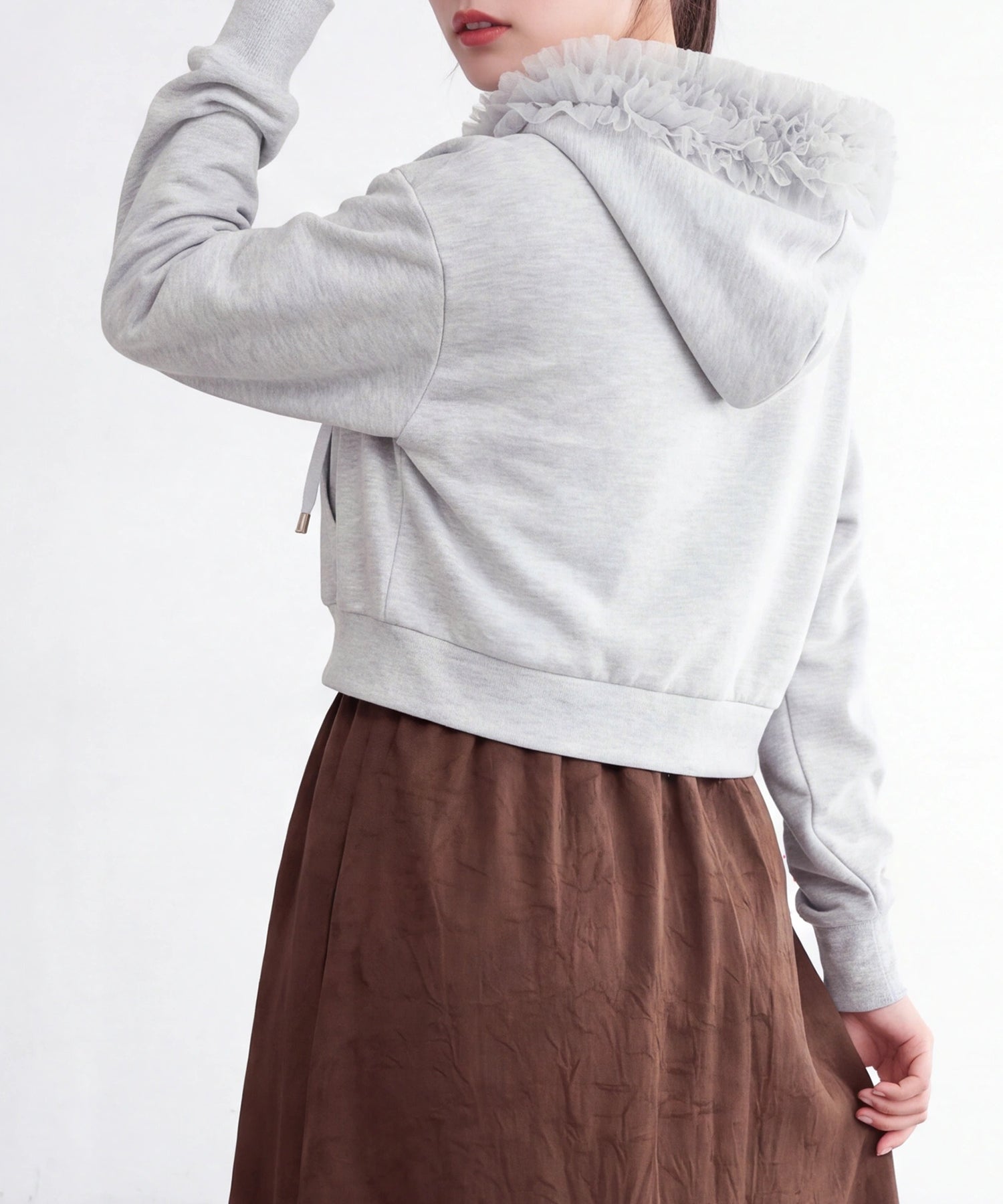 ライトグレー(AI画像)model：160cm　着用サイズ：M
