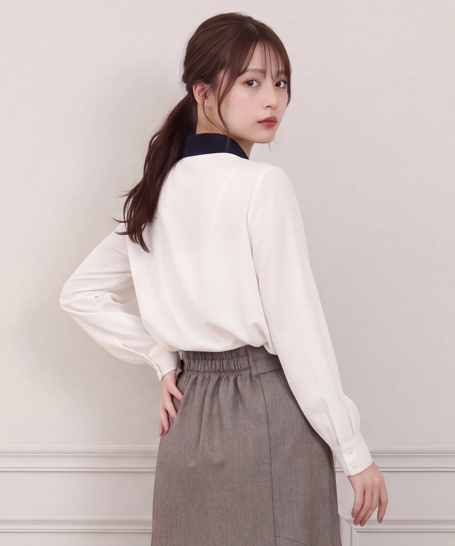 ベージュ(AI画像)　model：160㎝　着用サイズ：M