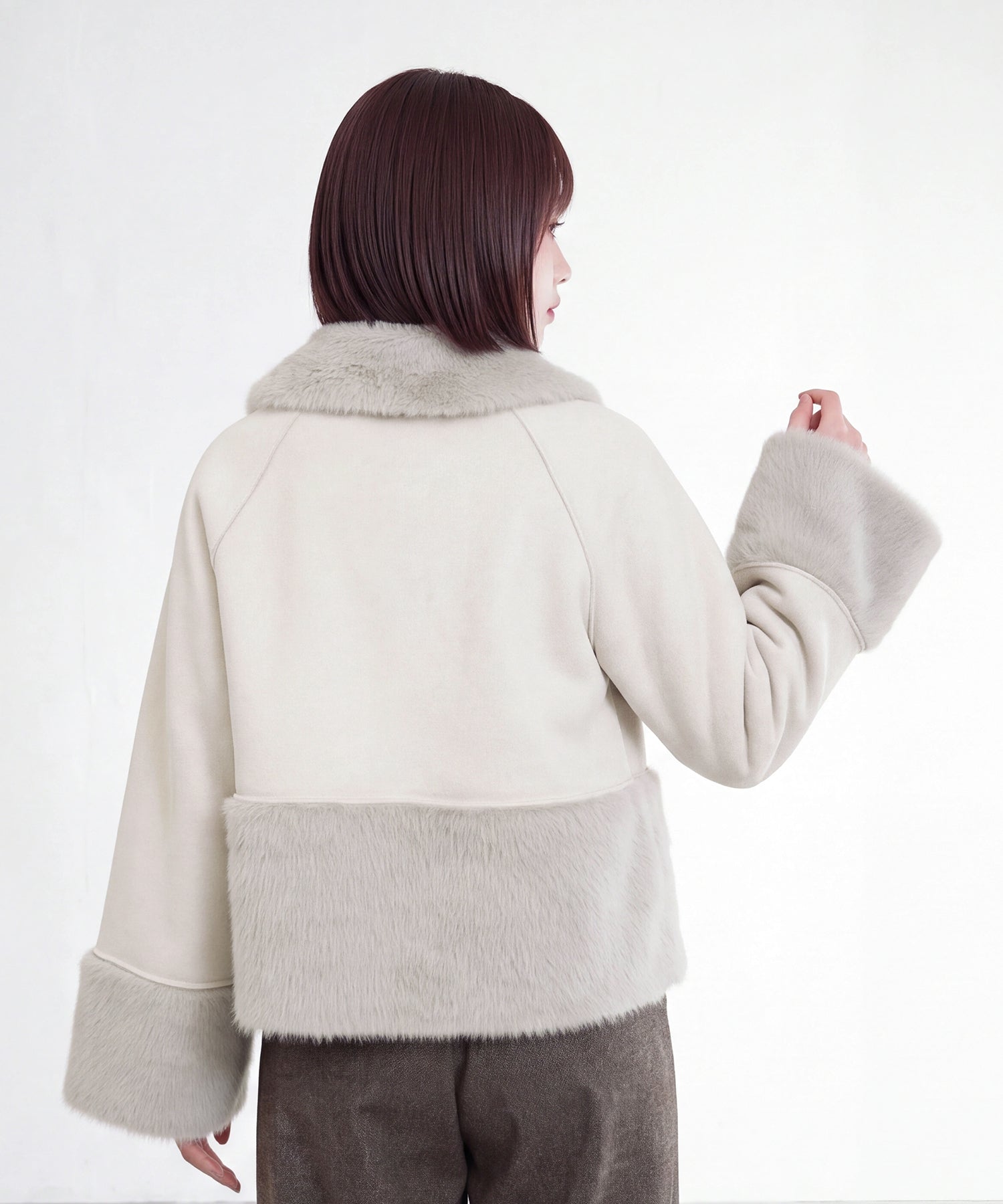 ライトグレー(AI画像) model：160cm 着用サイズ：M