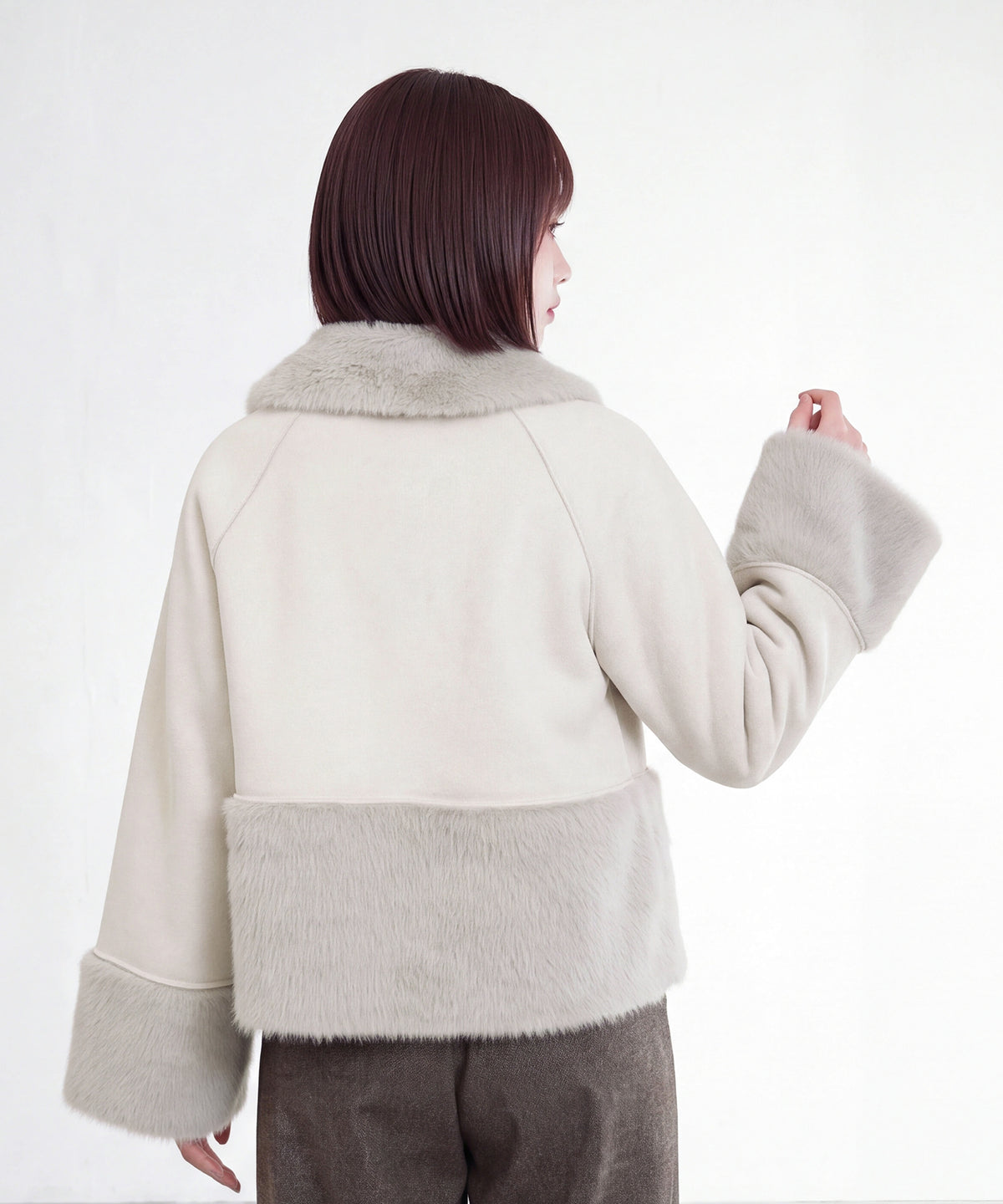 ライトグレー(AI画像) model：160cm 着用サイズ：M