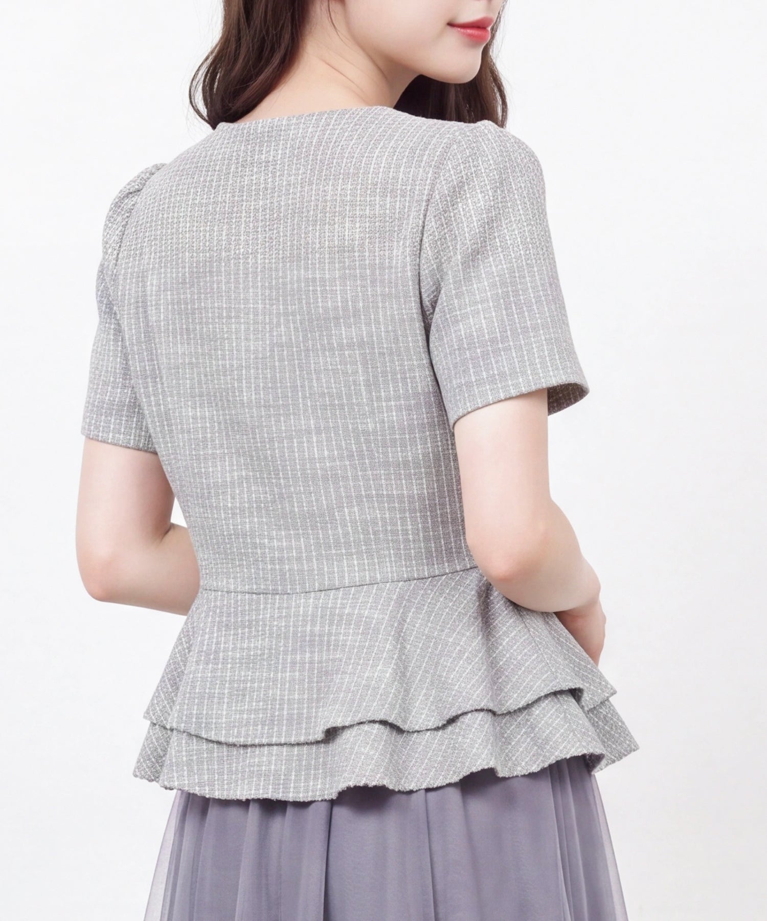 ライトグレー　model：160㎝想定　着用サイズ：M　(AIモデル)