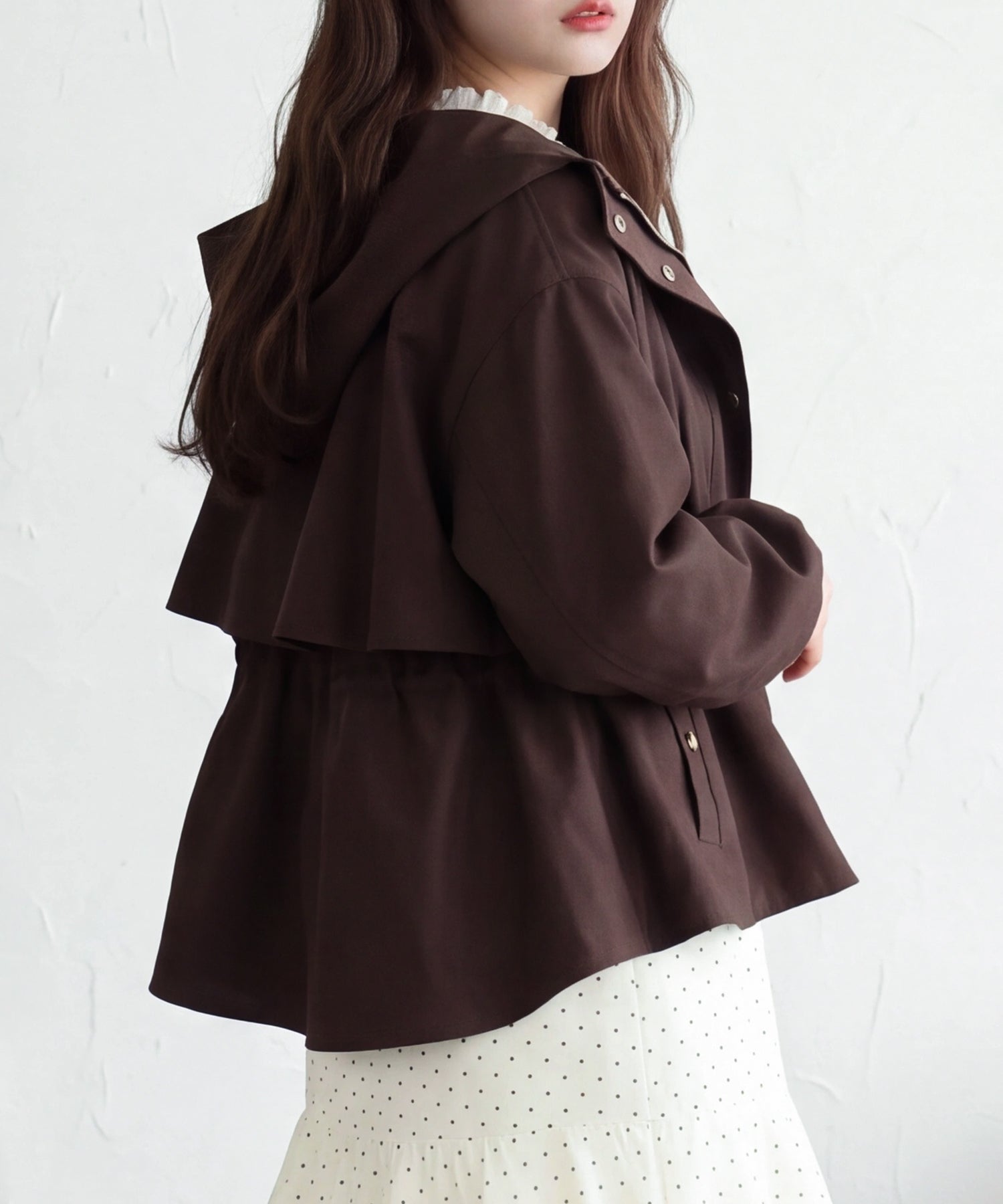 ブラウン(AI画像)　model：160　着用サイズ：F