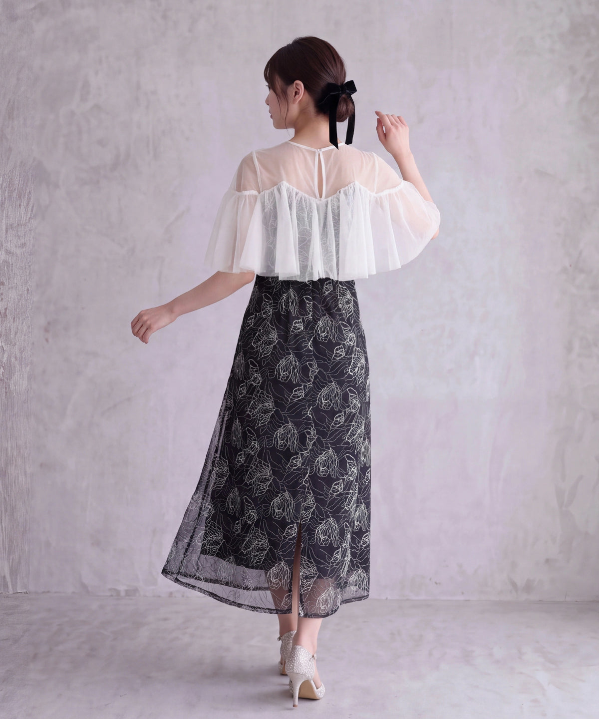 ブラック(AI画像)　model：156　着用サイズ：M