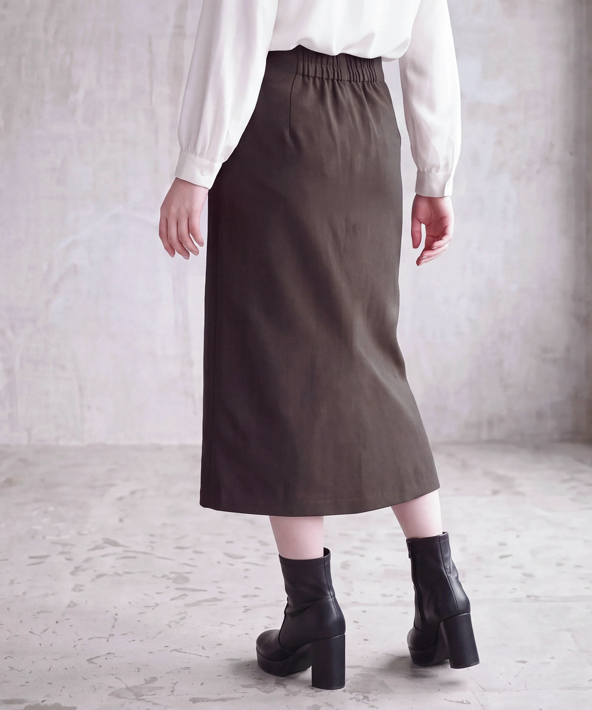 ブラウン(AI画像)　model：160cm　着用サイズ：S