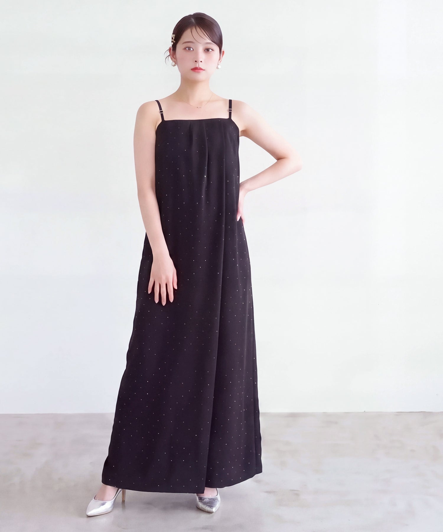 ブラック(AI画像)　model：160　着用サイズ：M