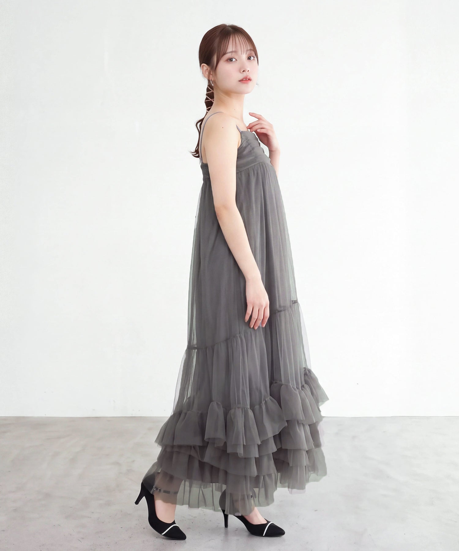チャコール(AI画像)　model：160　着用サイズ：M
