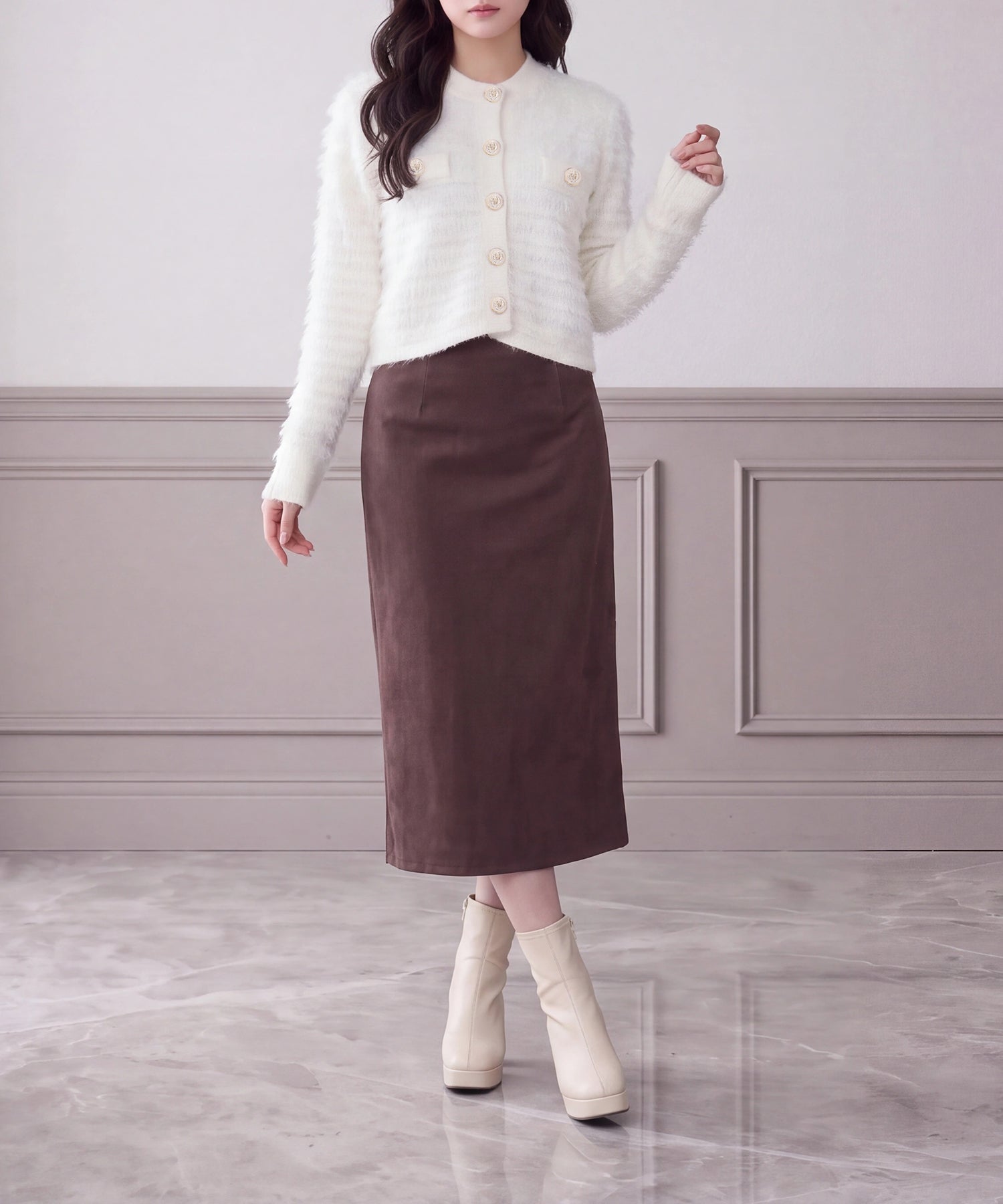 ホワイト (AI画像) model: 160cm 着用サイズ: M
