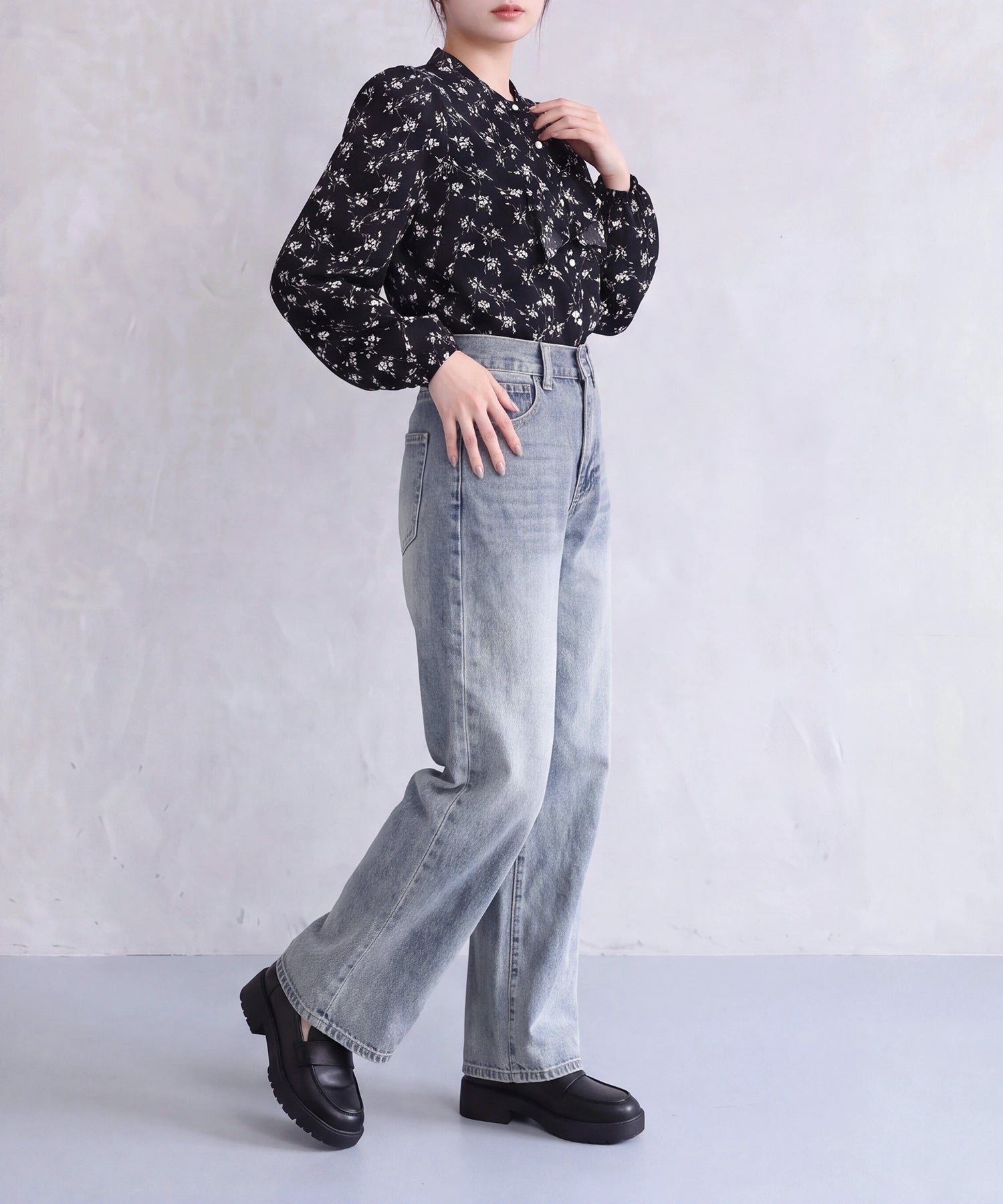 ブラック model：160cm　着用サイズ：M (AI画像)