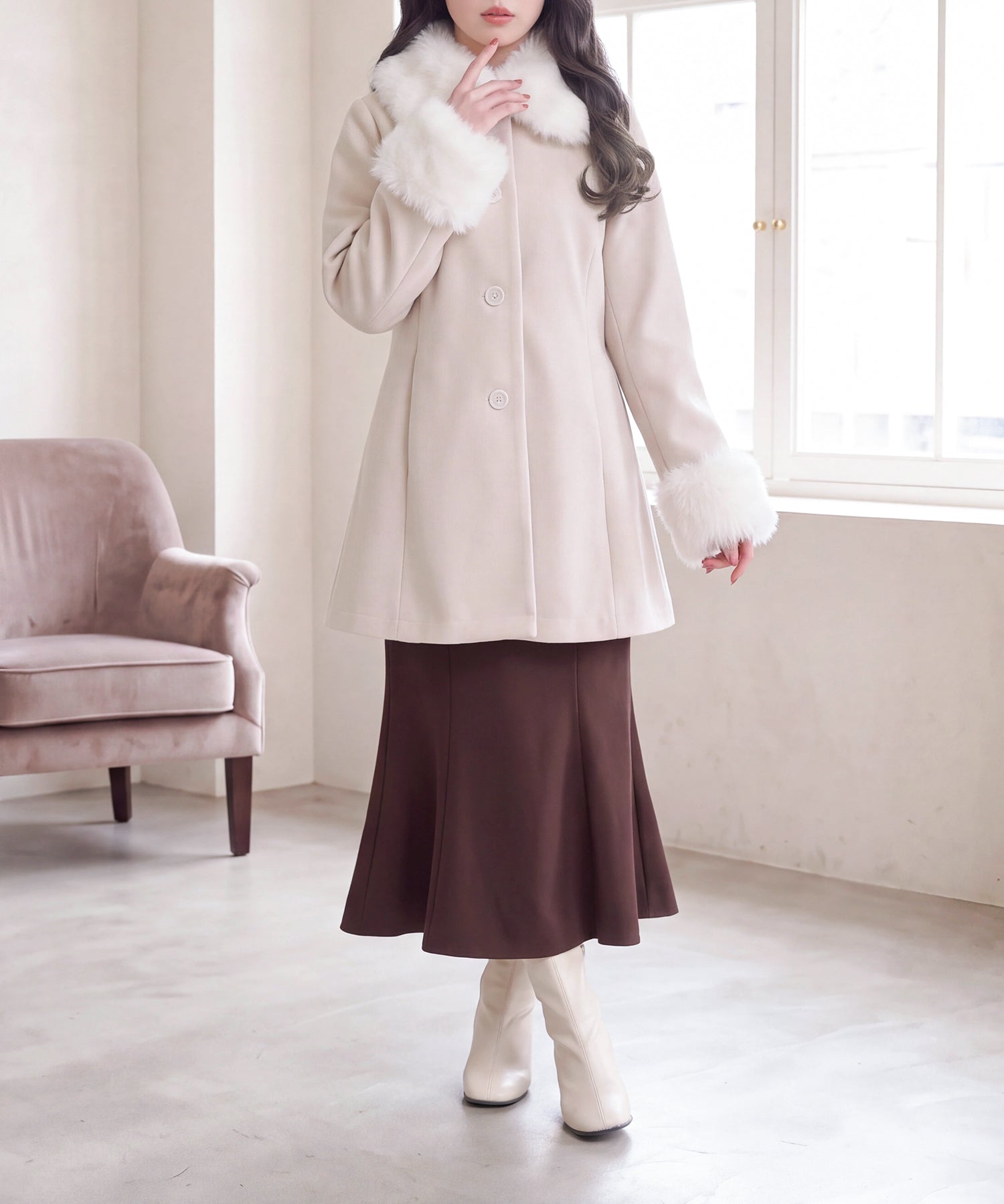 アイボリー(AI画像)　model：160　着用サイズ：M