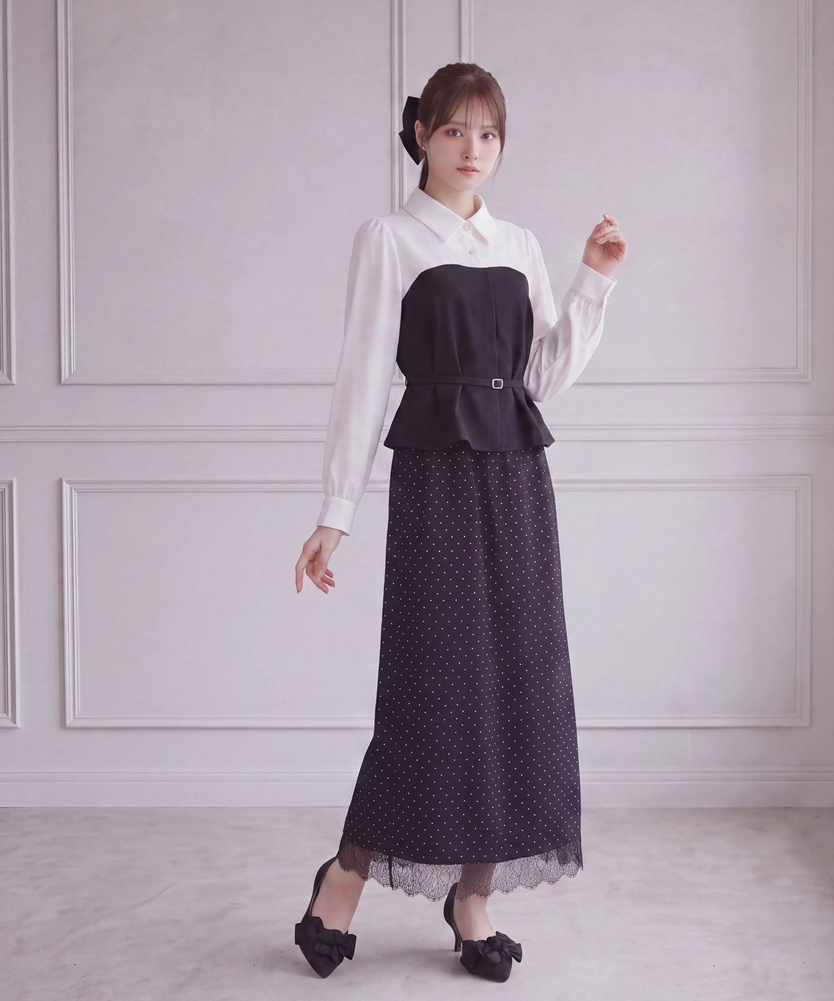 ブラック(×ホワイト)　model：160　着用サイズ：Ｍ　(AI画像)　