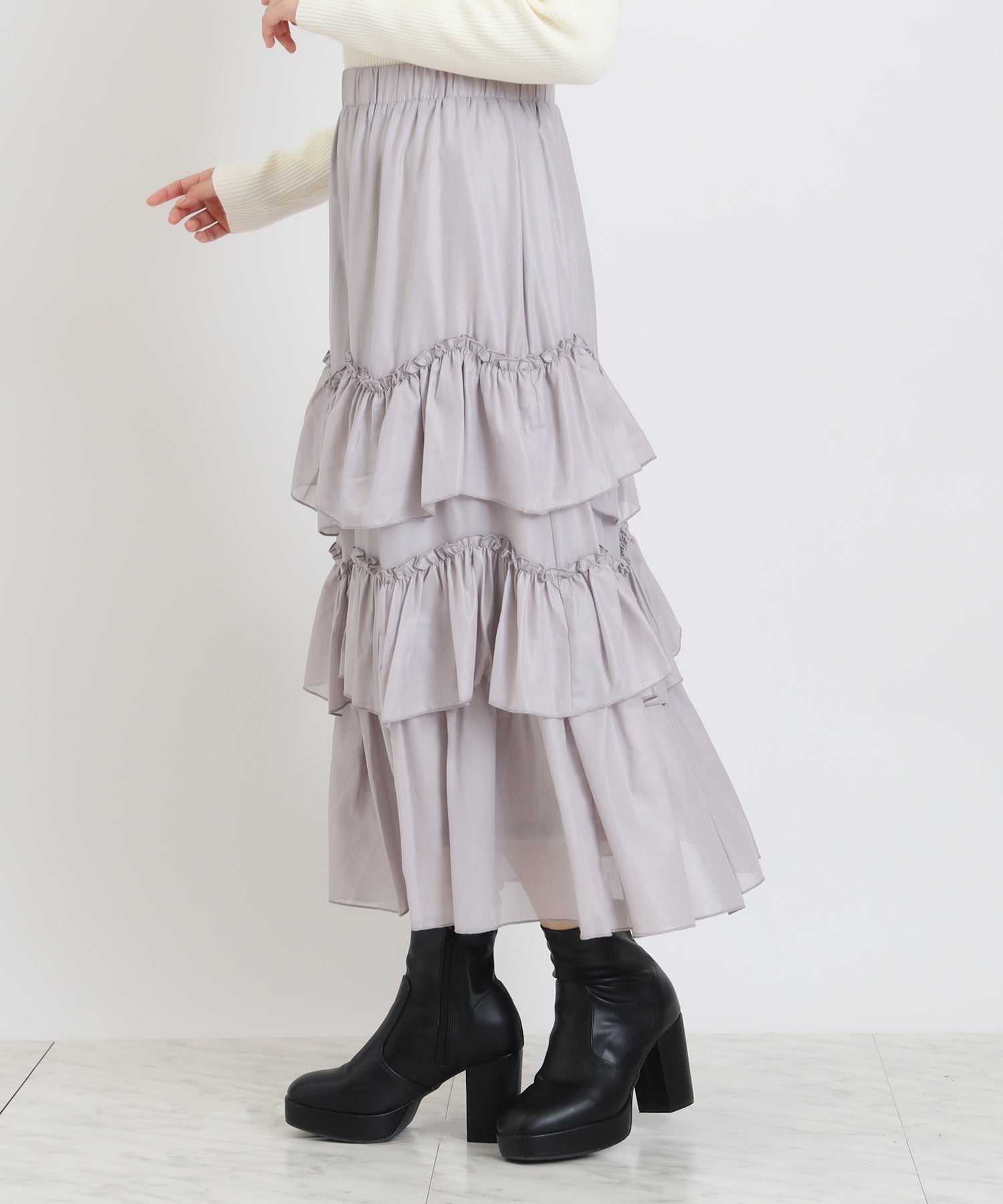 ピンクベージュ　model：156　着用サイズ：M